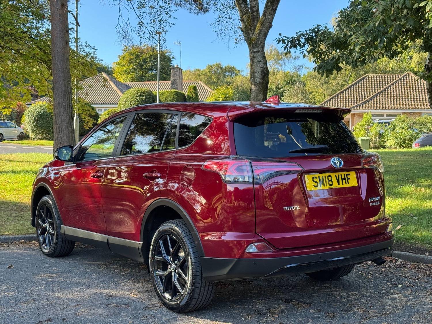 Used Toyota RAV4 2018 for sale - 76060934: Photo 17