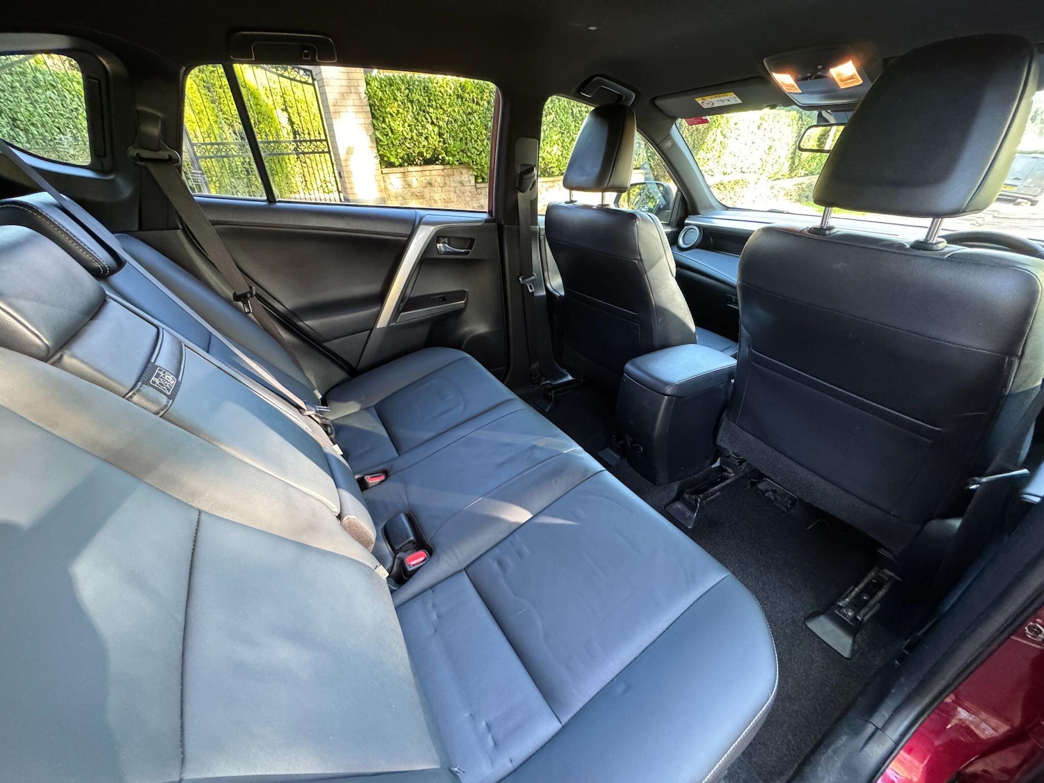 Used Toyota RAV4 2018 for sale - 76060934: Photo 62