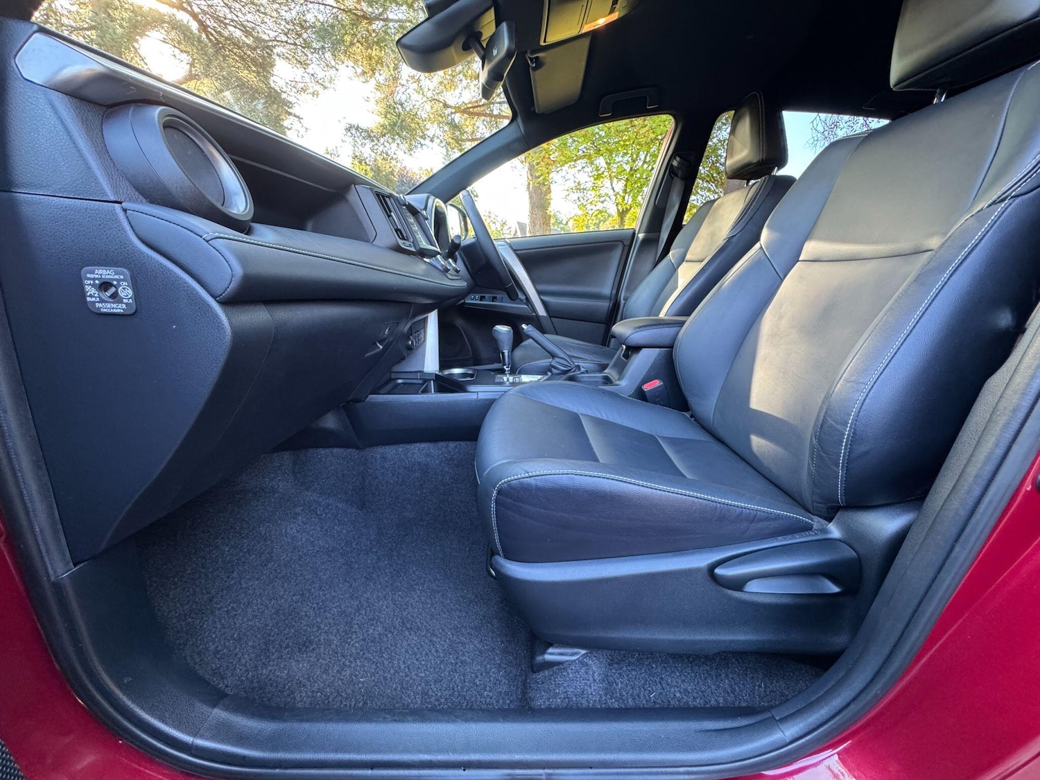 Used Toyota RAV4 2018 for sale - 76060934: Photo 67