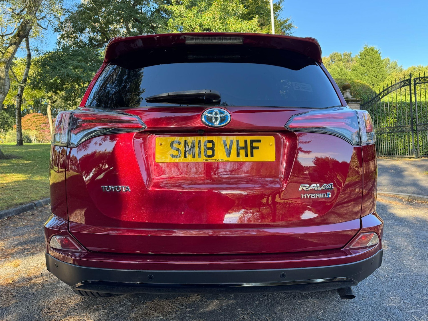 Used Toyota RAV4 2018 for sale - 76060934: Photo 8