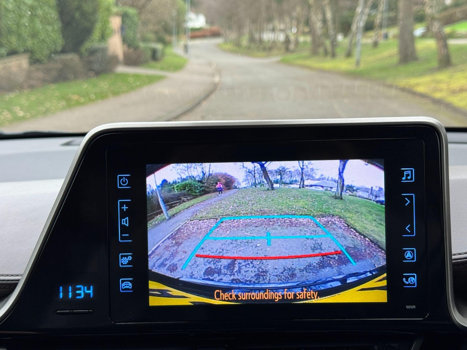 Used Toyota C-HR 2018 for sale - 77723931: Photo 12