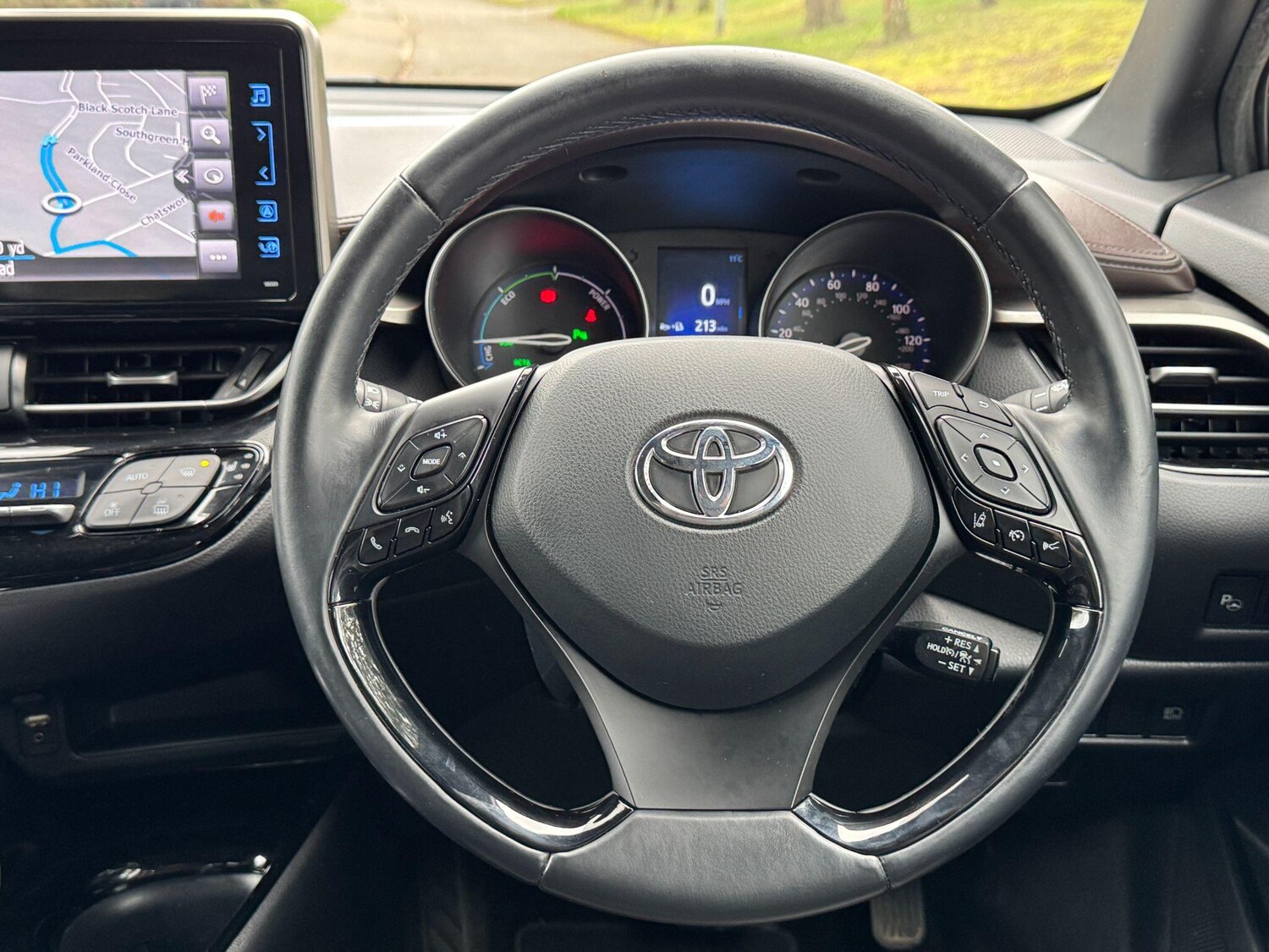 Used Toyota C-HR 2018 for sale - 77723931: Photo 50
