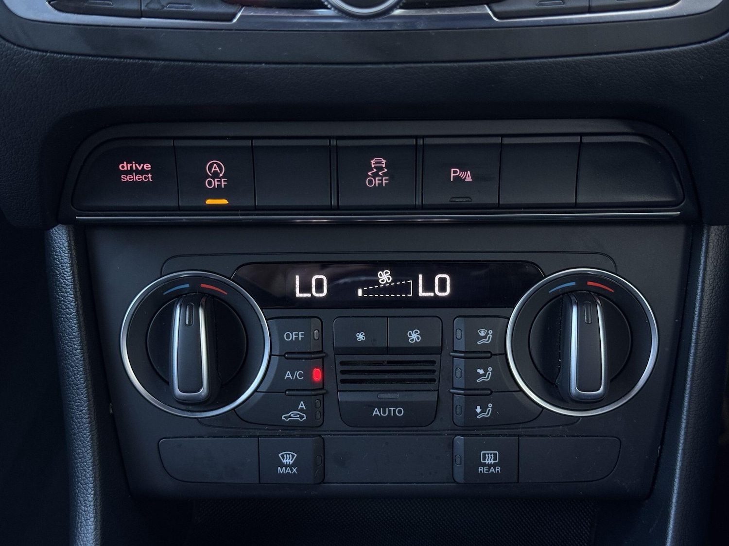 Used Audi Q3 2018 for sale - 78072626: Photo 18