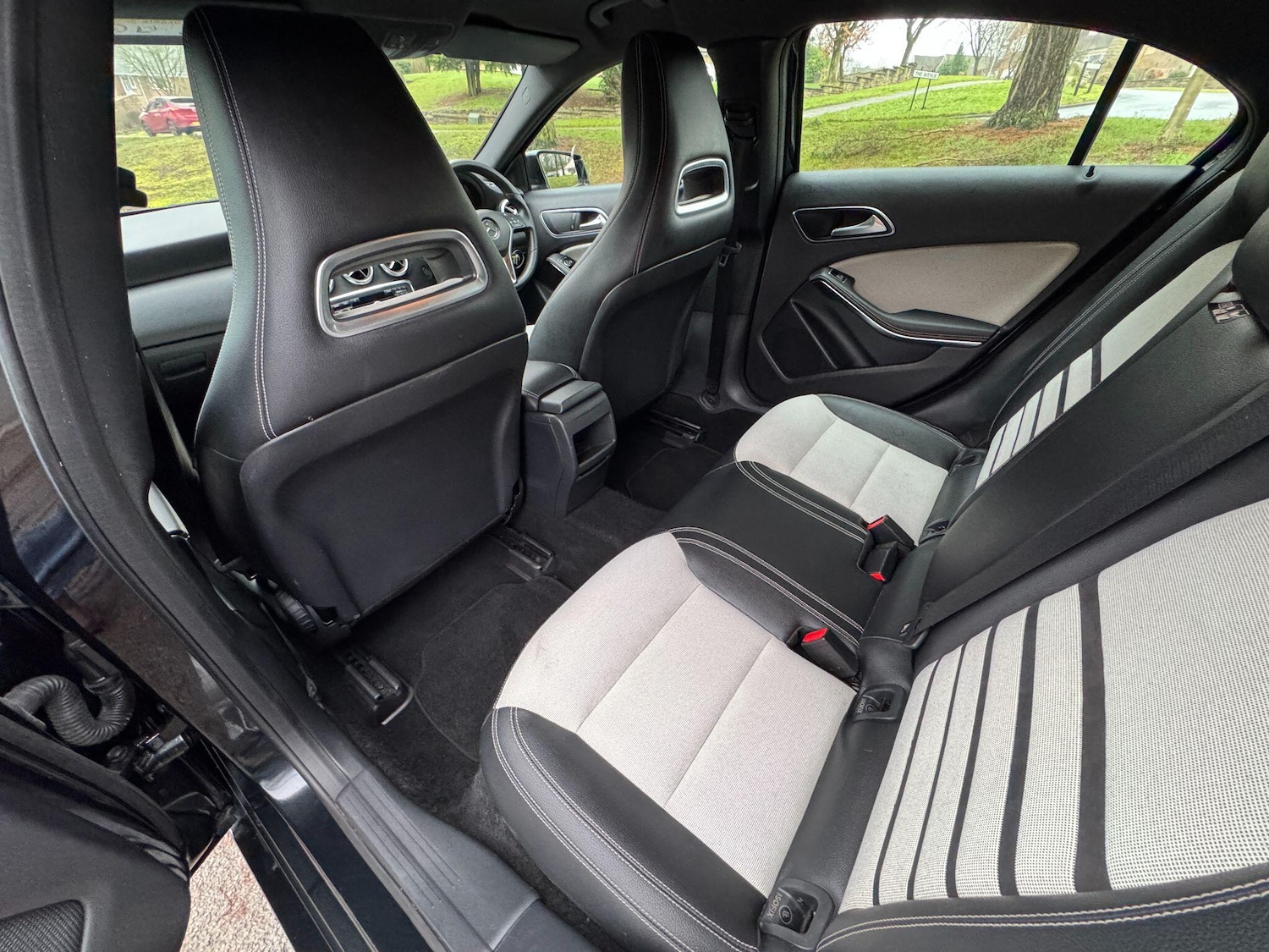 Used Mercedes-Benz A-Class 2015 for sale - 77400912: Photo 23