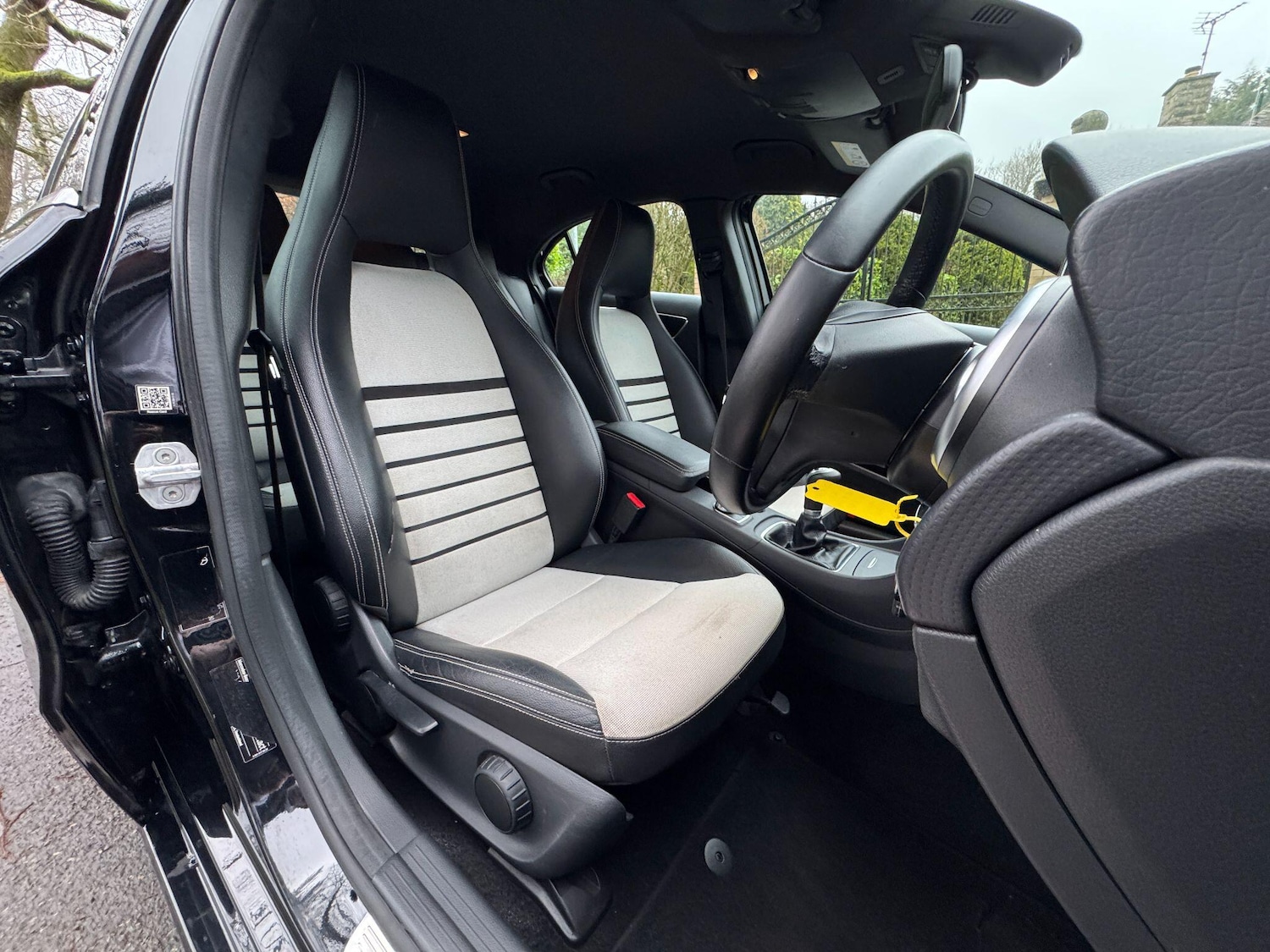 Used Mercedes-Benz A-Class 2015 for sale - 77400912: Photo 55