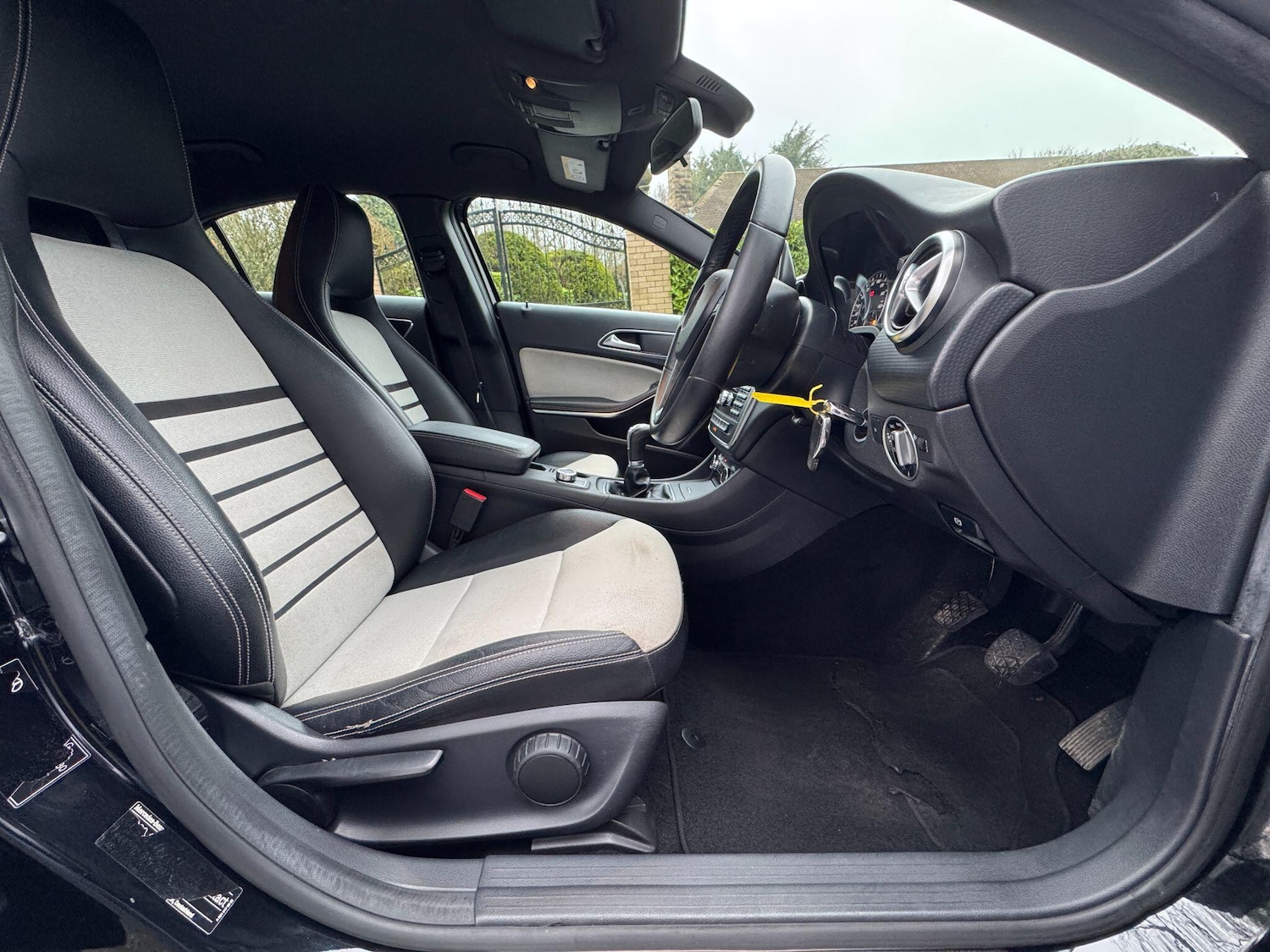 Used Mercedes-Benz A-Class 2015 for sale - 77400912: Photo 71