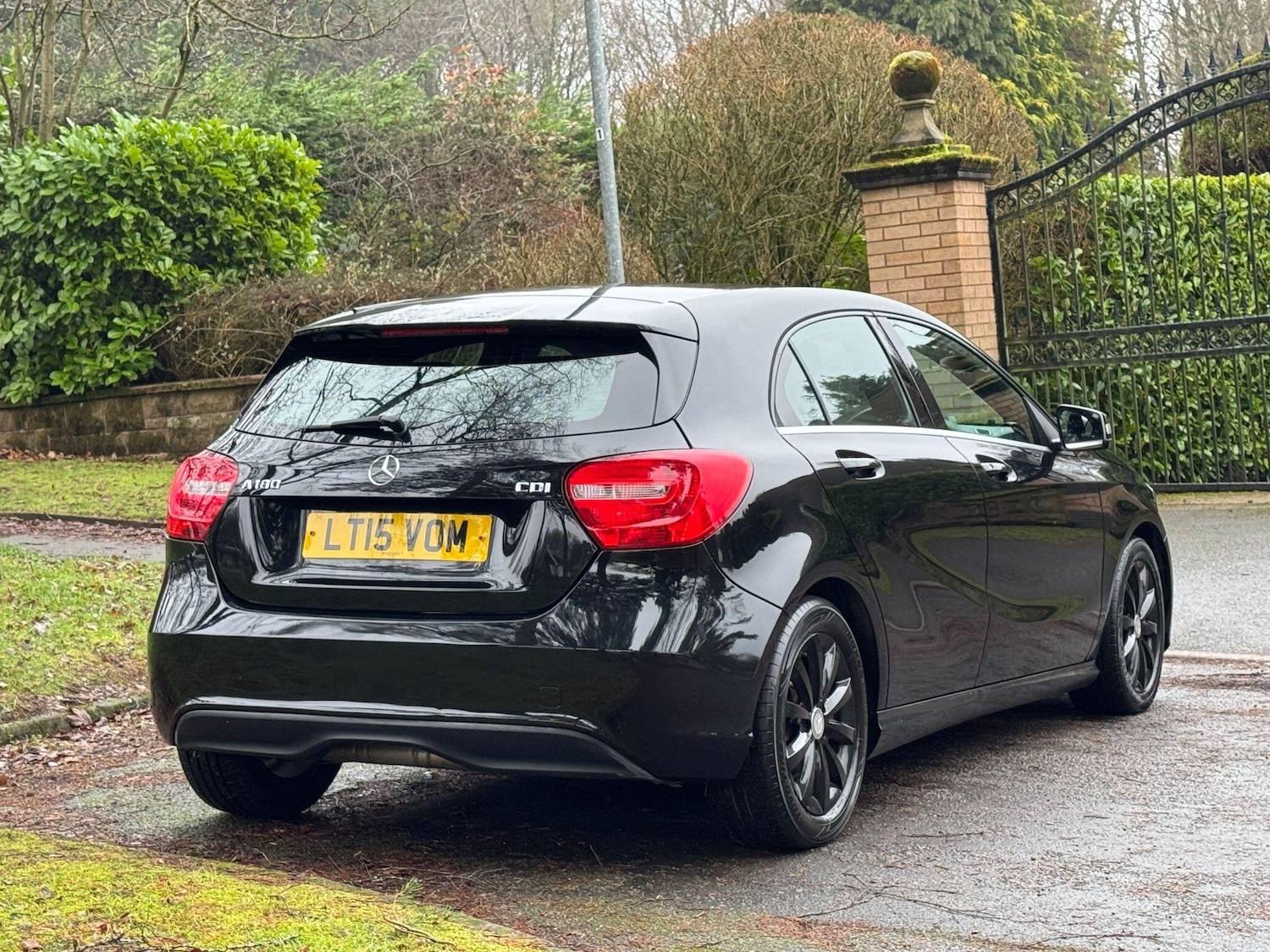 Used Mercedes-Benz A-Class 2015 for sale - 77400912: Photo 76