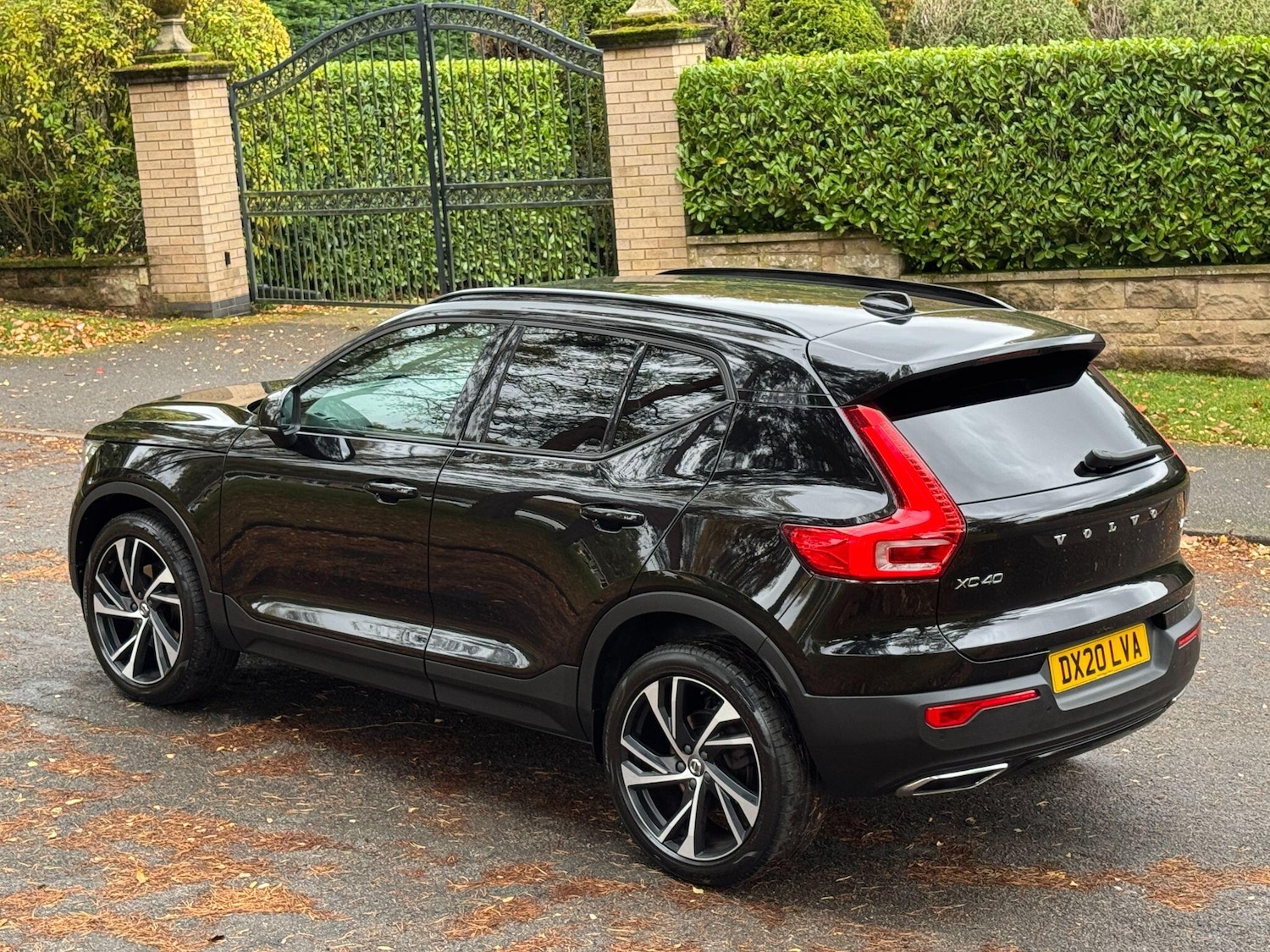 Used Volvo XC40 2020 for sale - 76457831: Photo 32