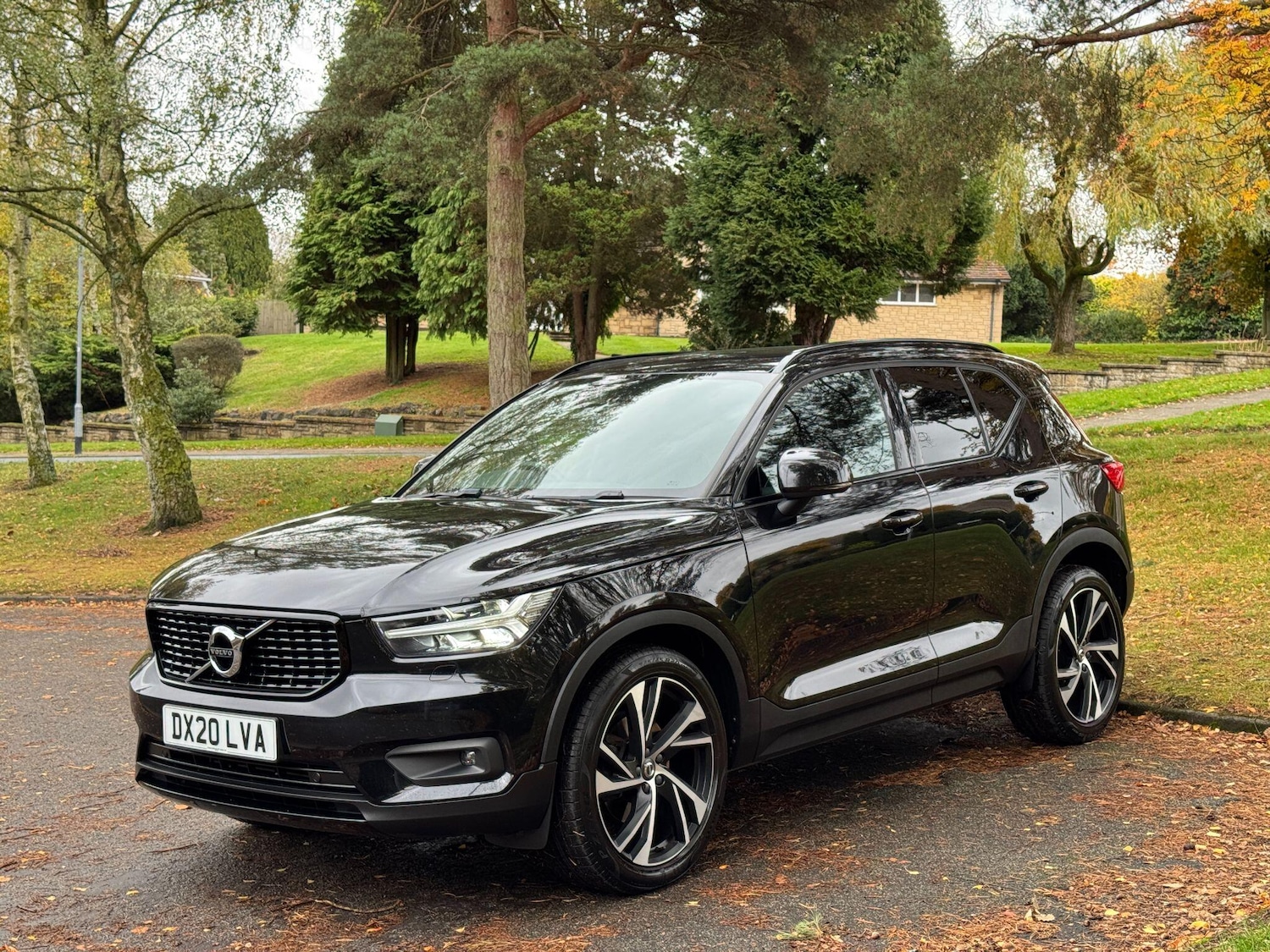 Used Volvo XC40 2020 for sale - 76457831: Photo 75