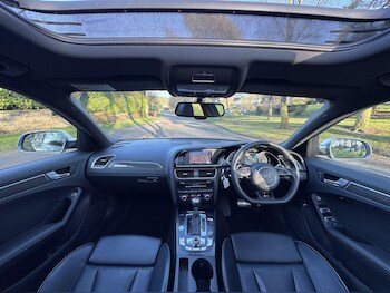 Used Audi RS4 Avant 2015 for sale - 77807889: Photo