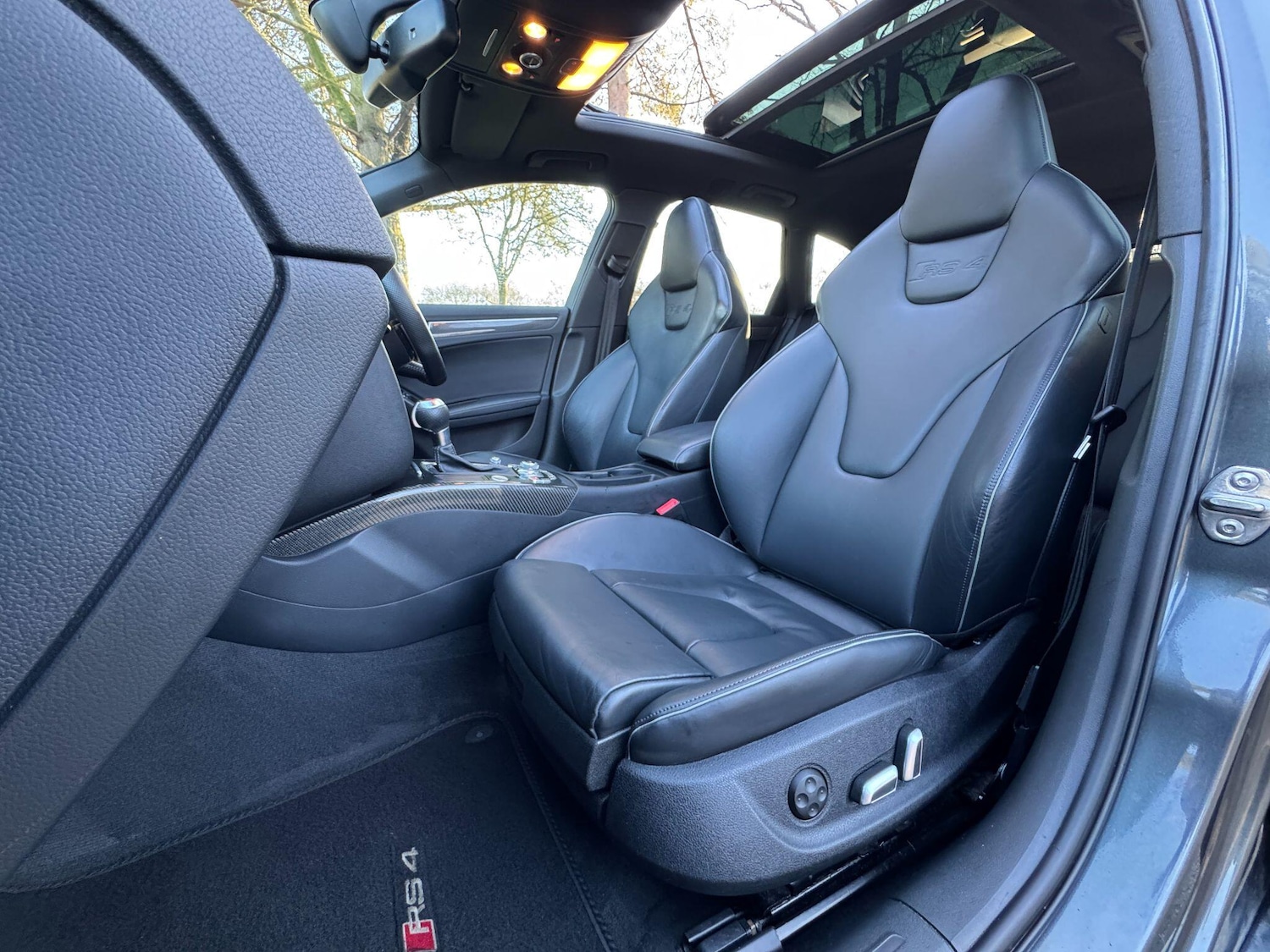 Used Audi RS4 Avant for sale - 77807889: Photo 5