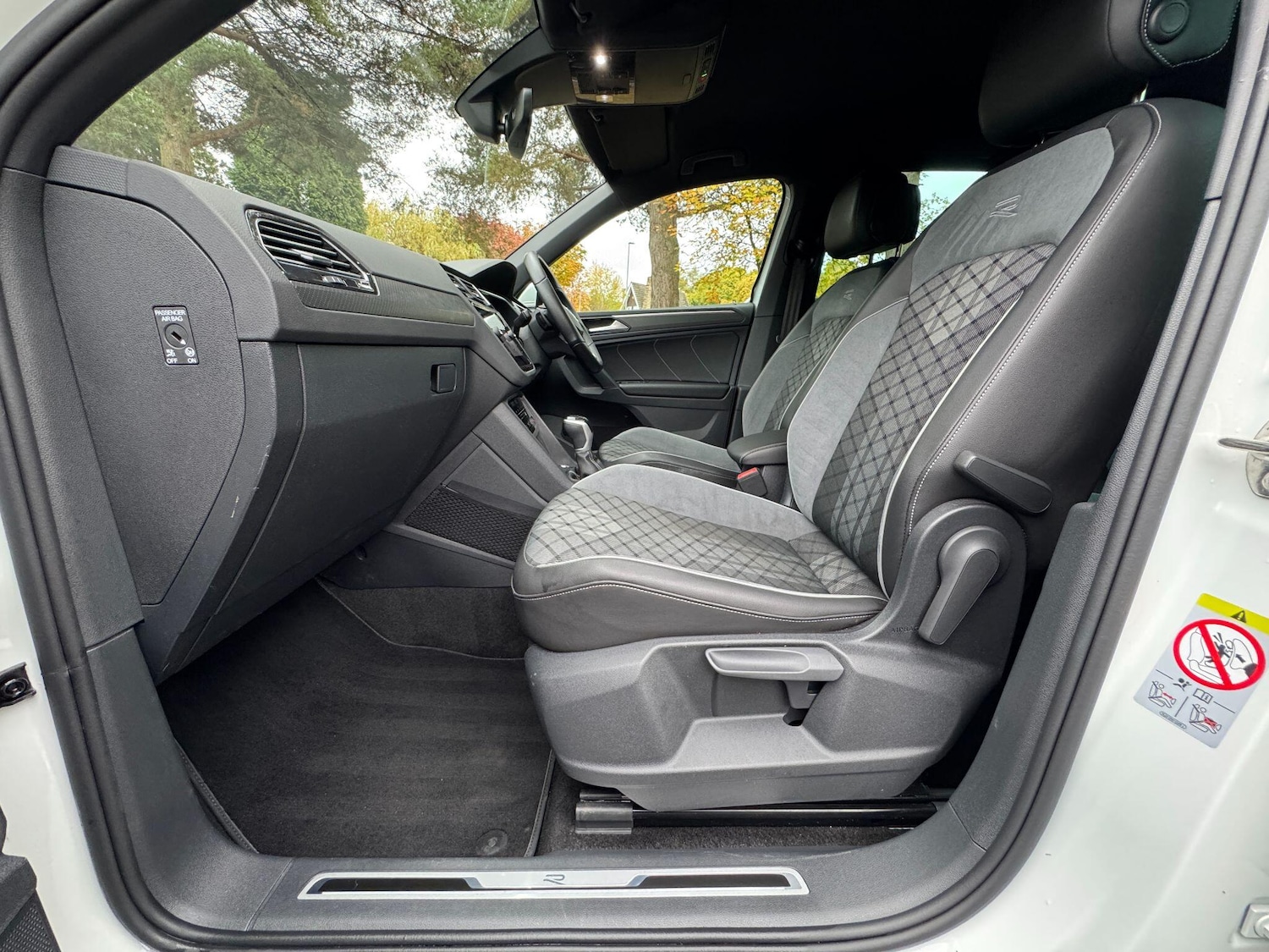 Used Volkswagen Tiguan 2023 for sale - 76458136: Photo 71