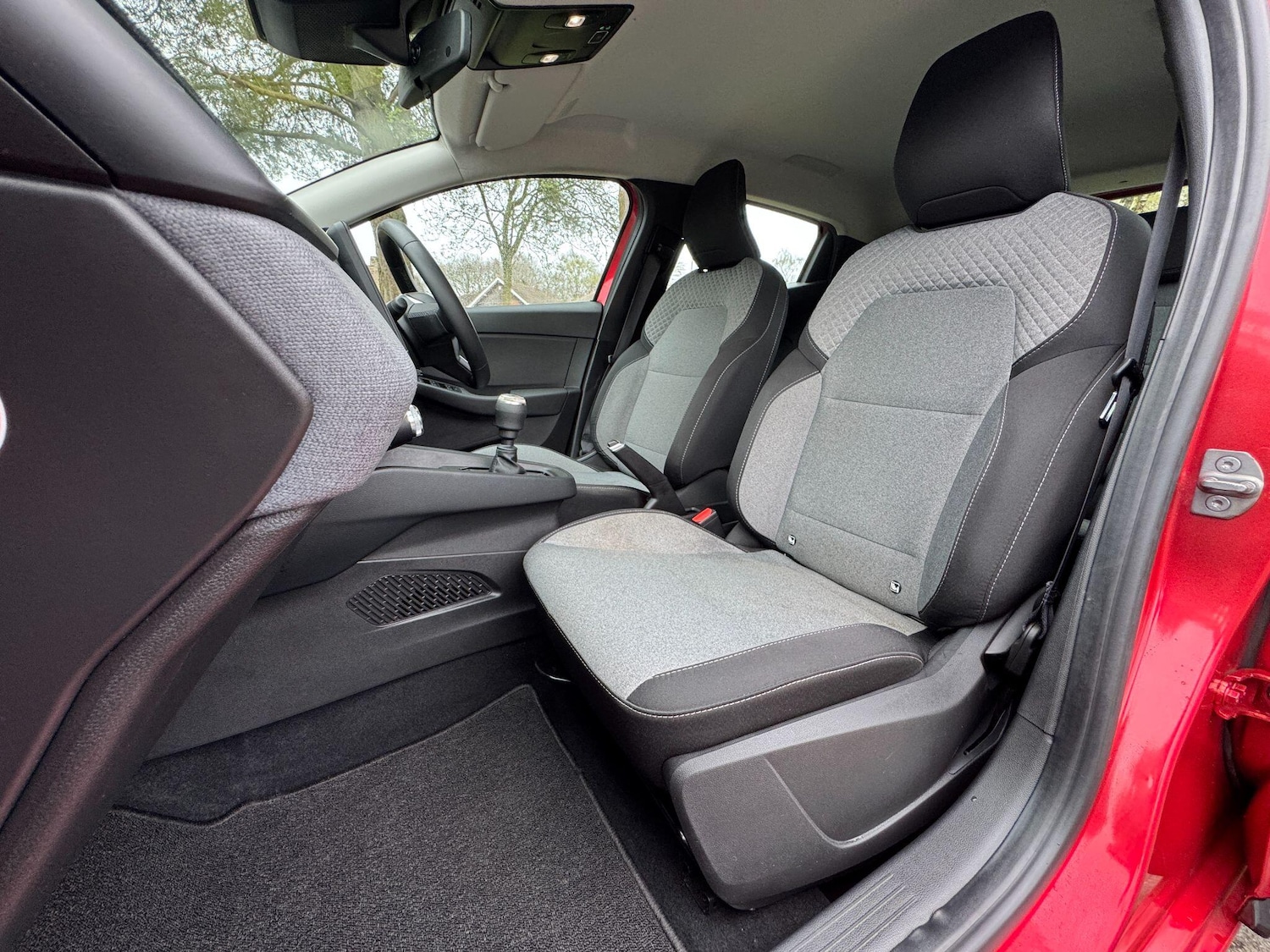 Used Renault Clio for sale - 78115511: Photo 5