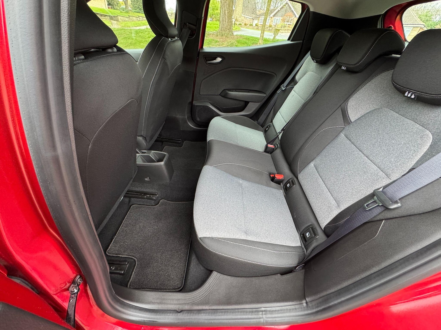 Used Renault Clio for sale - 78115511: Photo 52