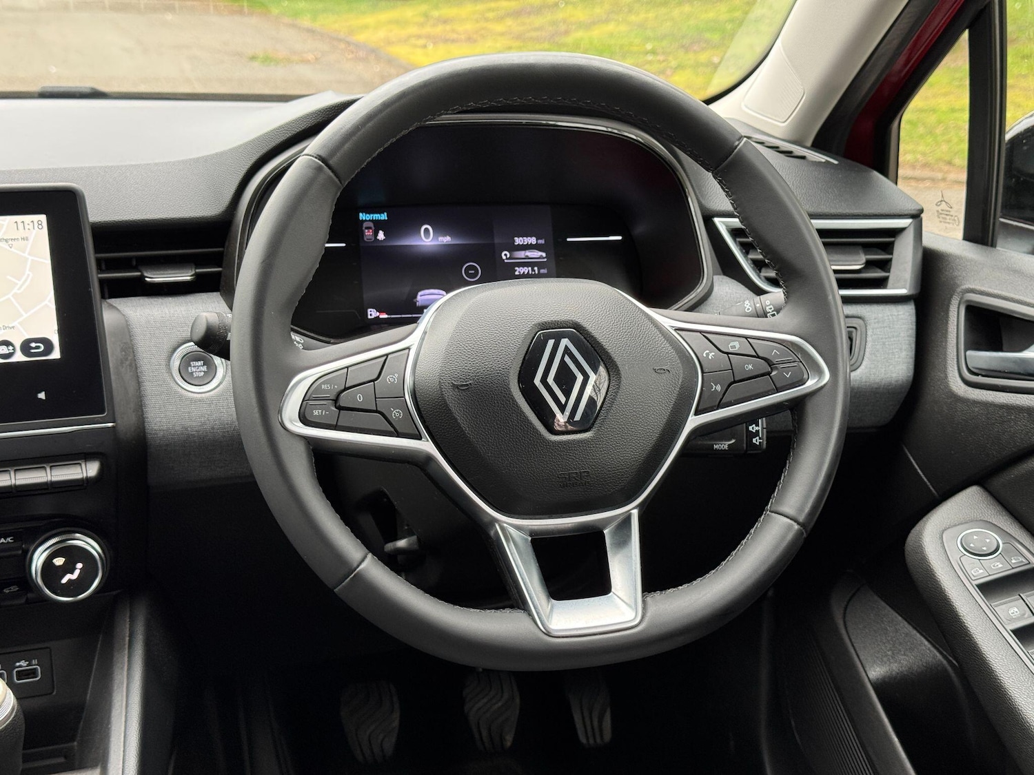 Used Renault Clio for sale - 78115511: Photo 55