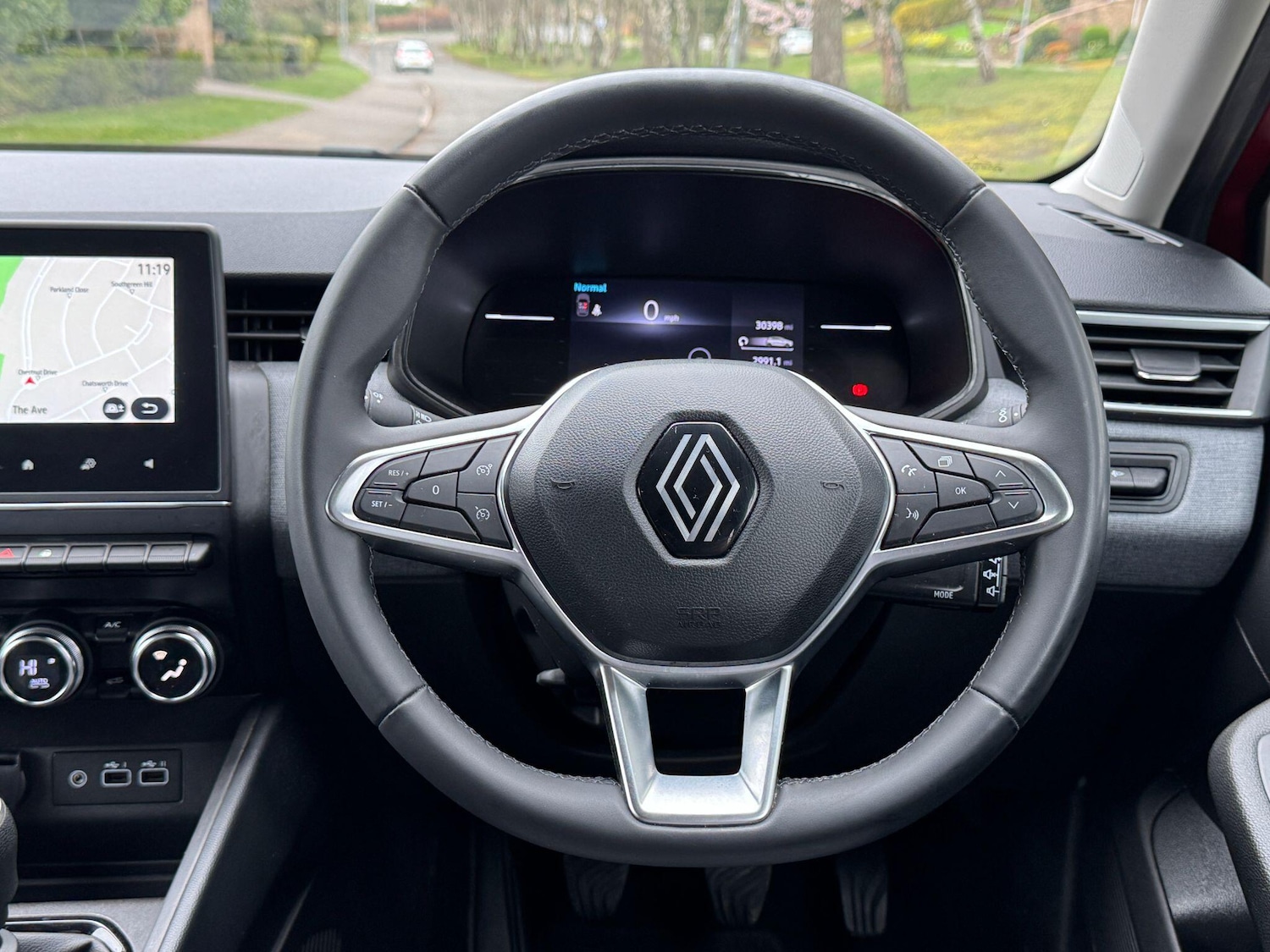 Used Renault Clio for sale - 78115511: Photo 66