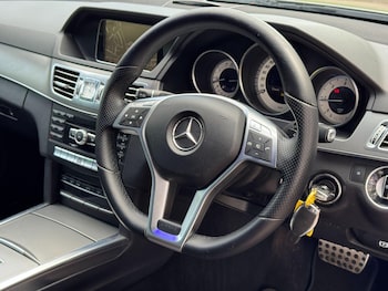 Used Mercedes-Benz E Class 2013 for sale - 78741110: Photo