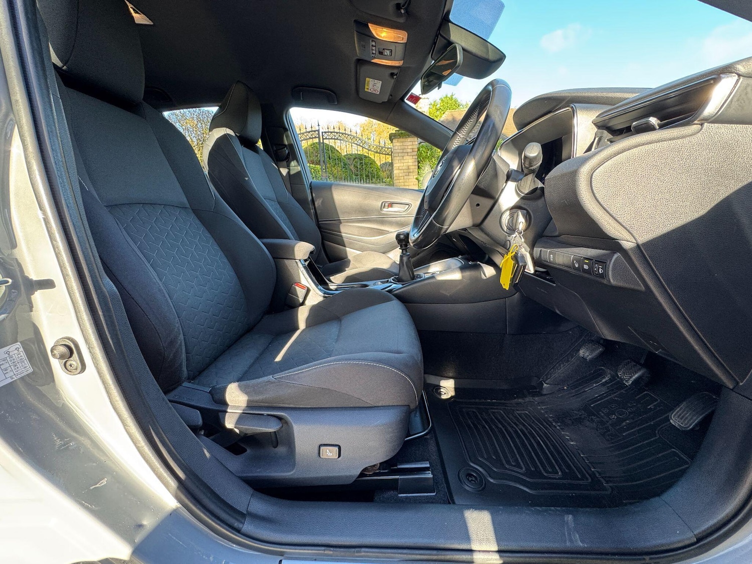 Used Toyota Corolla 2020 for sale - 76728665: Photo 77