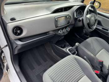 Used Toyota Yaris 2020 for sale - 75173980: Photo
