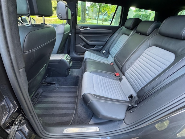 Used Volkswagen Passat 2018 for sale - 76072967: Photo 35