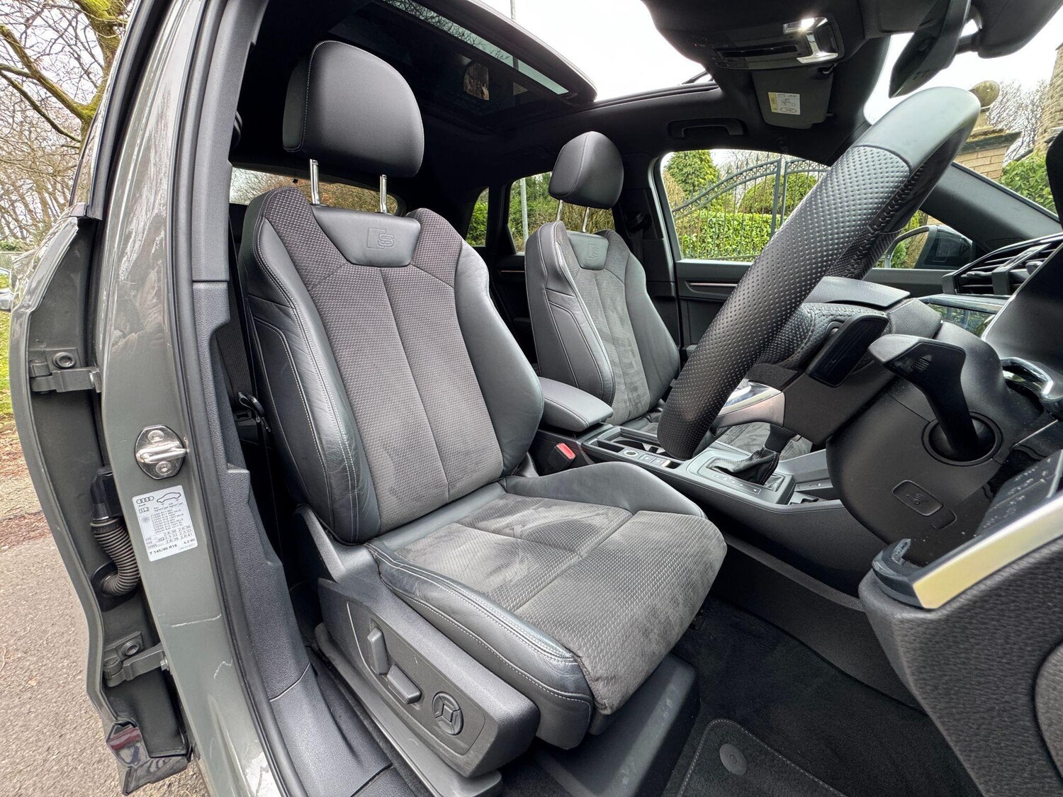 Used Audi Q3 2020 for sale - 77625231: Photo 64