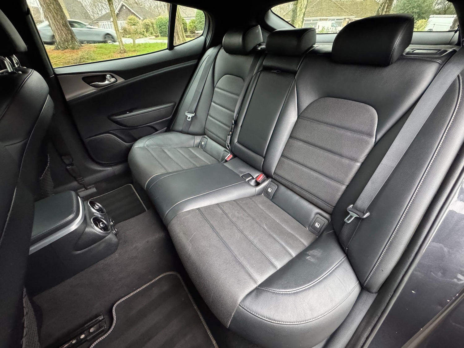 Used Kia Stinger 2019 for sale - 77612524: Photo 31