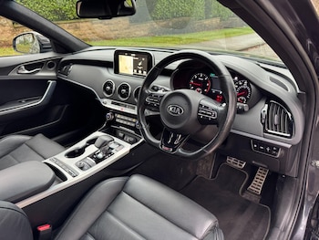 Used Kia Stinger 2019 for sale - 77612524: Photo