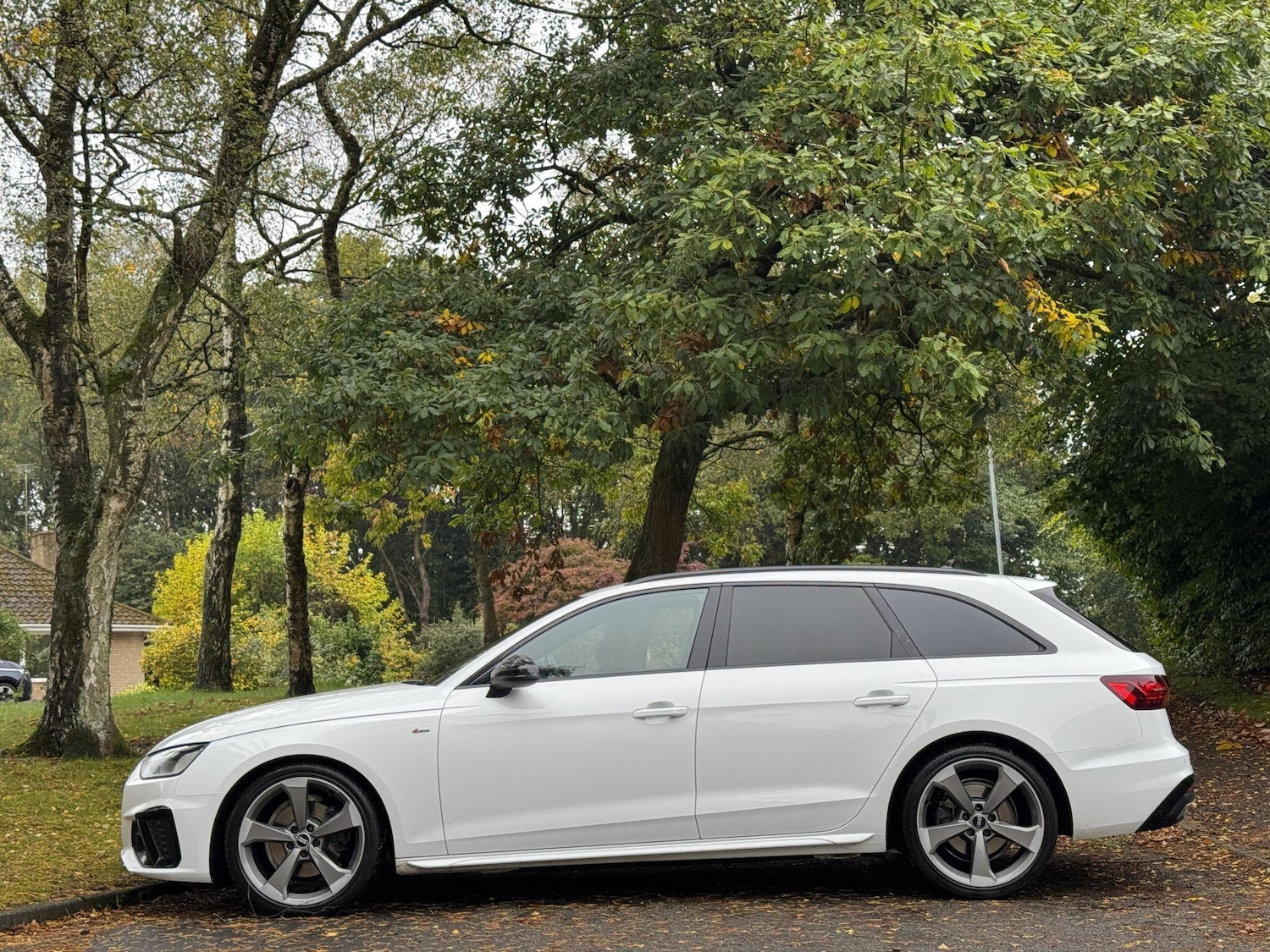 Used Audi A4 Avant 2021 for sale - 76189299: Photo 3