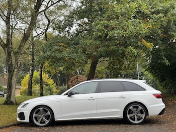 Used Audi A4 Avant 2021 for sale - 76189299: Photo 3