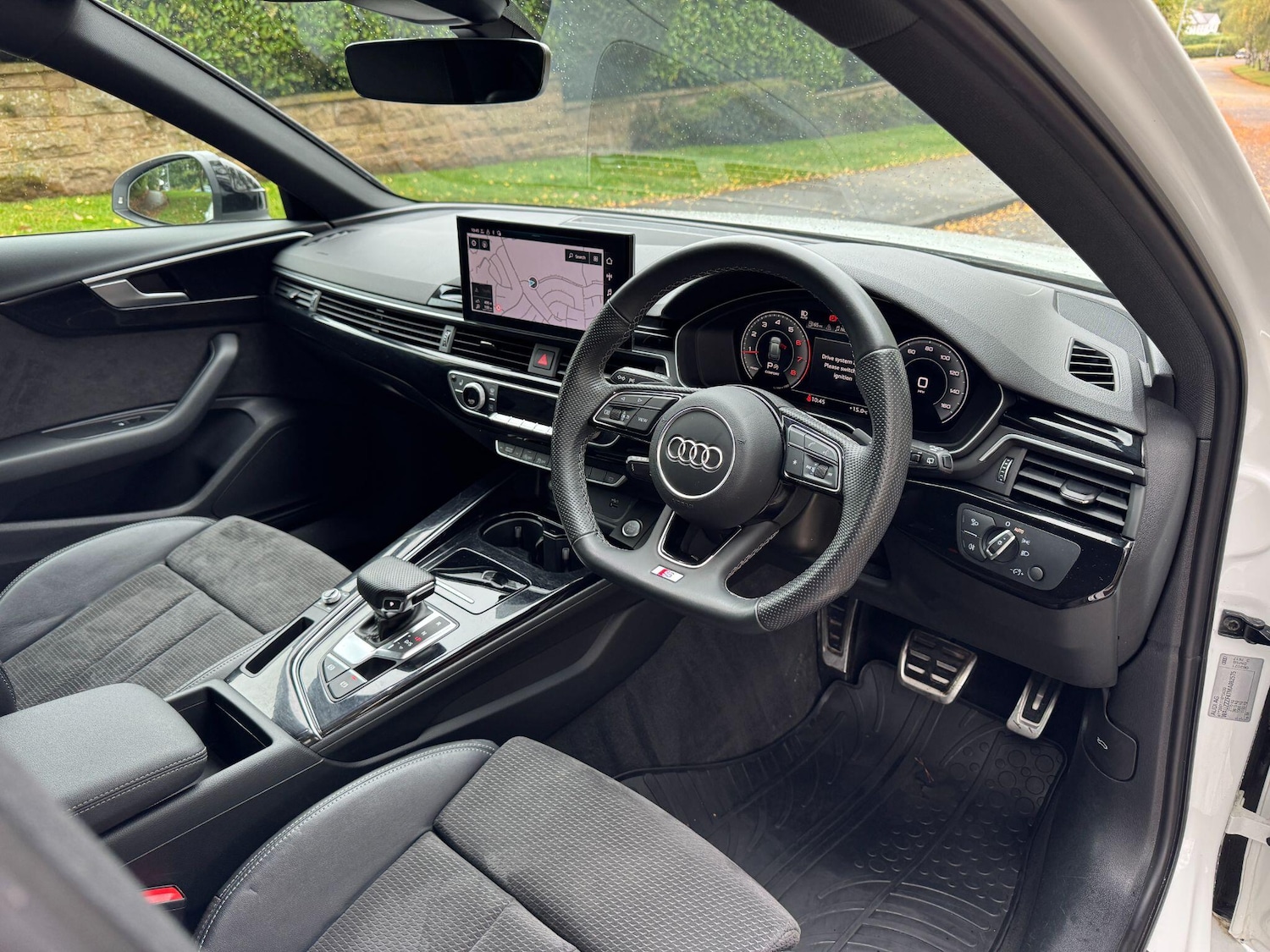 Used Audi A4 Avant 2021 for sale - 76189299: Photo 4