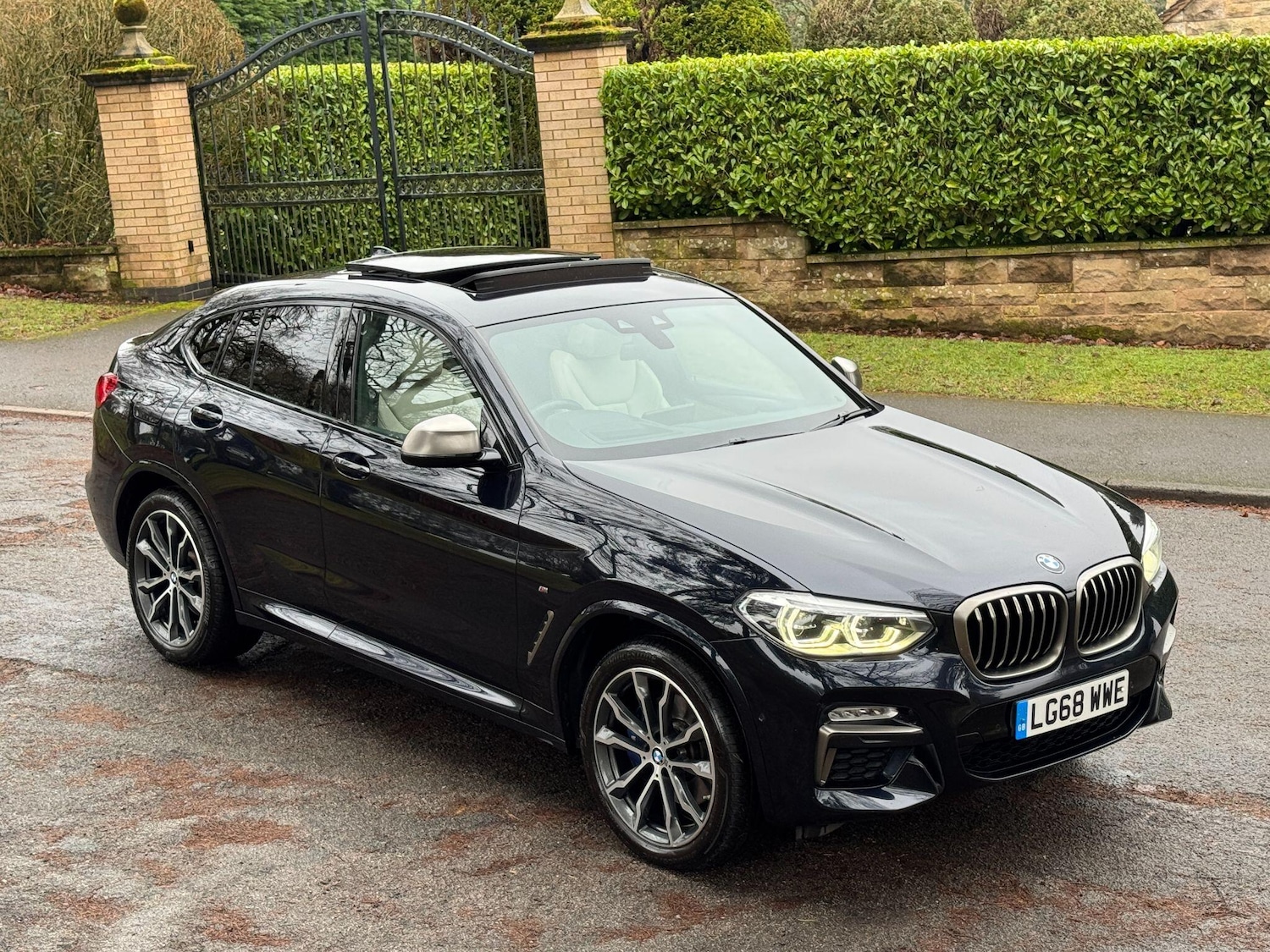 Used BMW X4 2018 for sale - 77215742: Photo 10