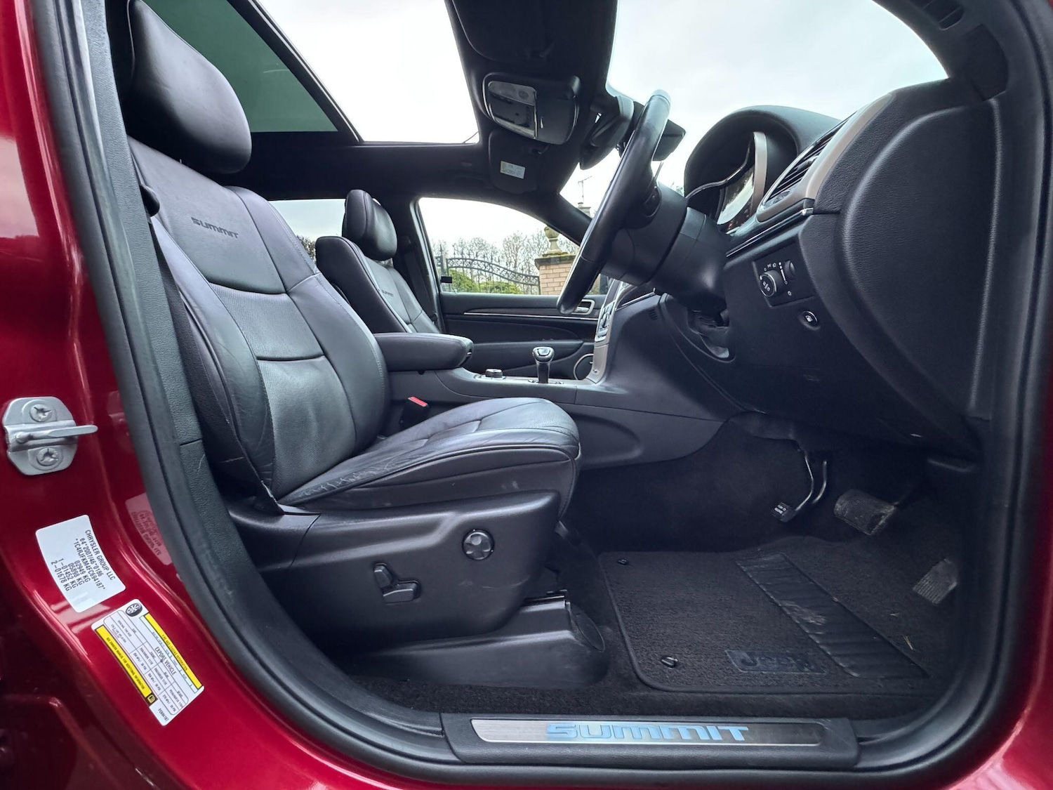 Used Jeep Grand Cherokee 2015 for sale - 76886958: Photo 78