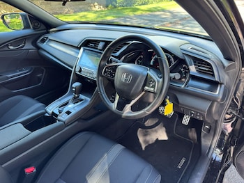 Used Honda Civic 2021 for sale - 78935223: Photo
