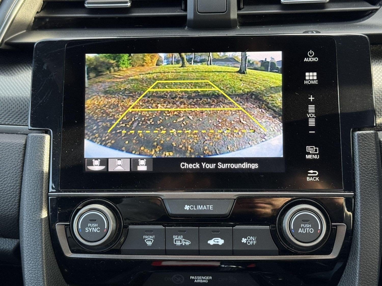 Used Honda Civic 2017 for sale - 76607278: Photo 11