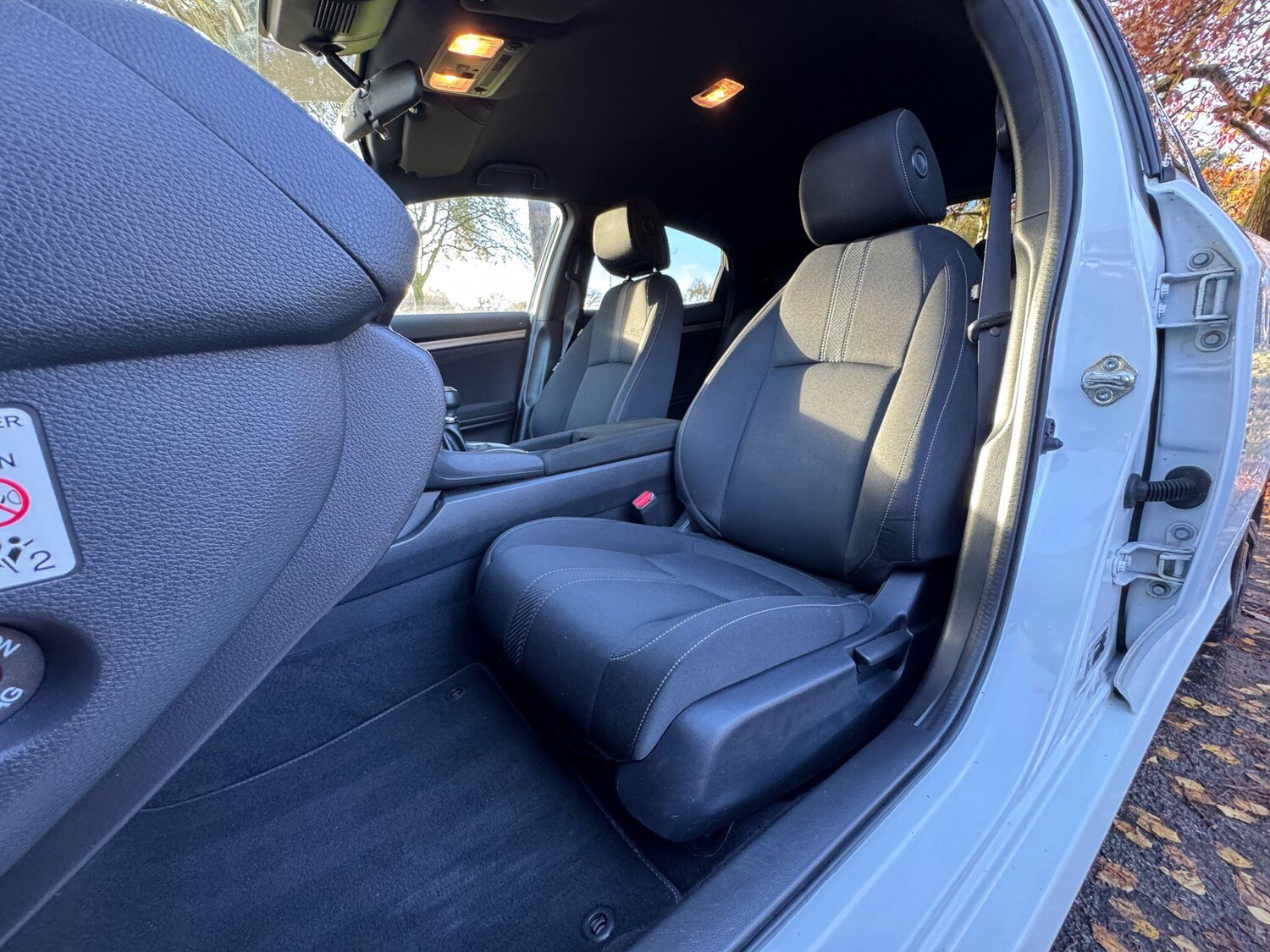 Used Honda Civic 2017 for sale - 76607278: Photo 24