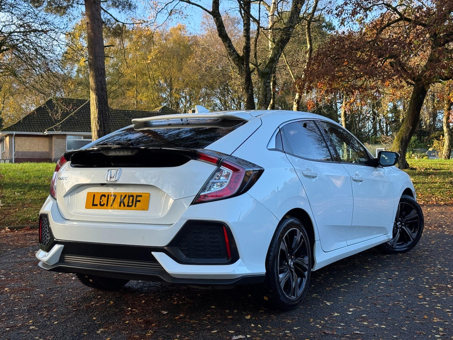 Used Honda Civic 2017 for sale - 76607278: Photo 48