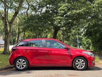 Used Hyundai i20 2019 for sale - 78982116: Photo
