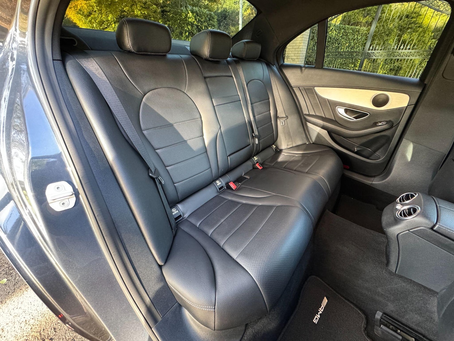 Used Mercedes-Benz C Class 2015 for sale - 76398093: Photo 22