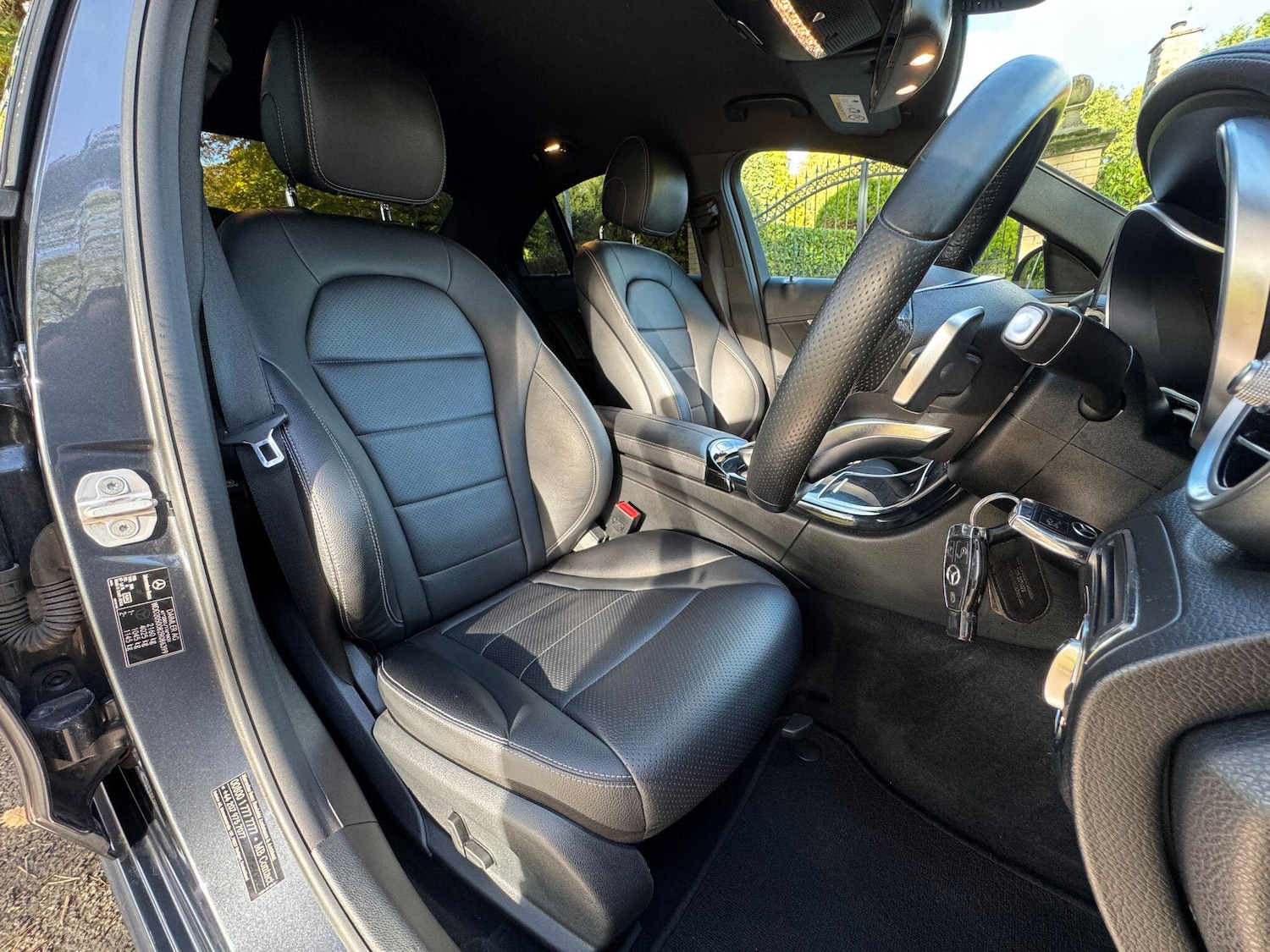 Used Mercedes-Benz C Class 2015 for sale - 76398093: Photo 30