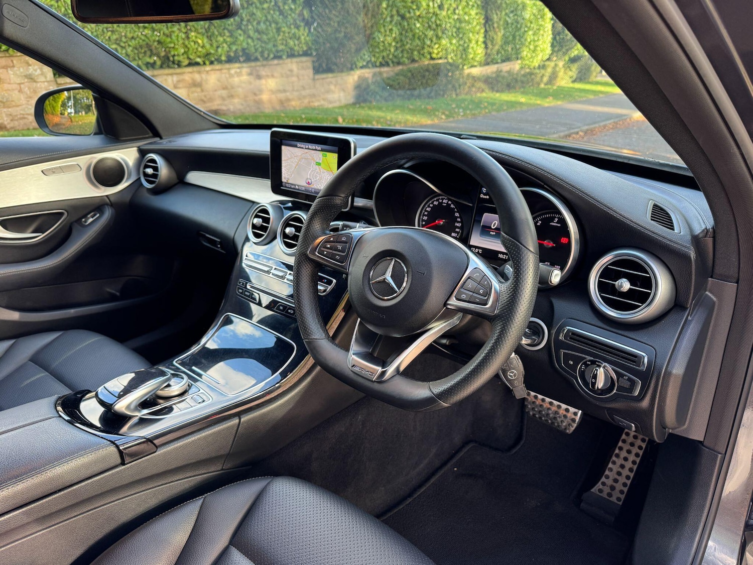 Used Mercedes-Benz C Class 2015 for sale - 76398093: Photo 4