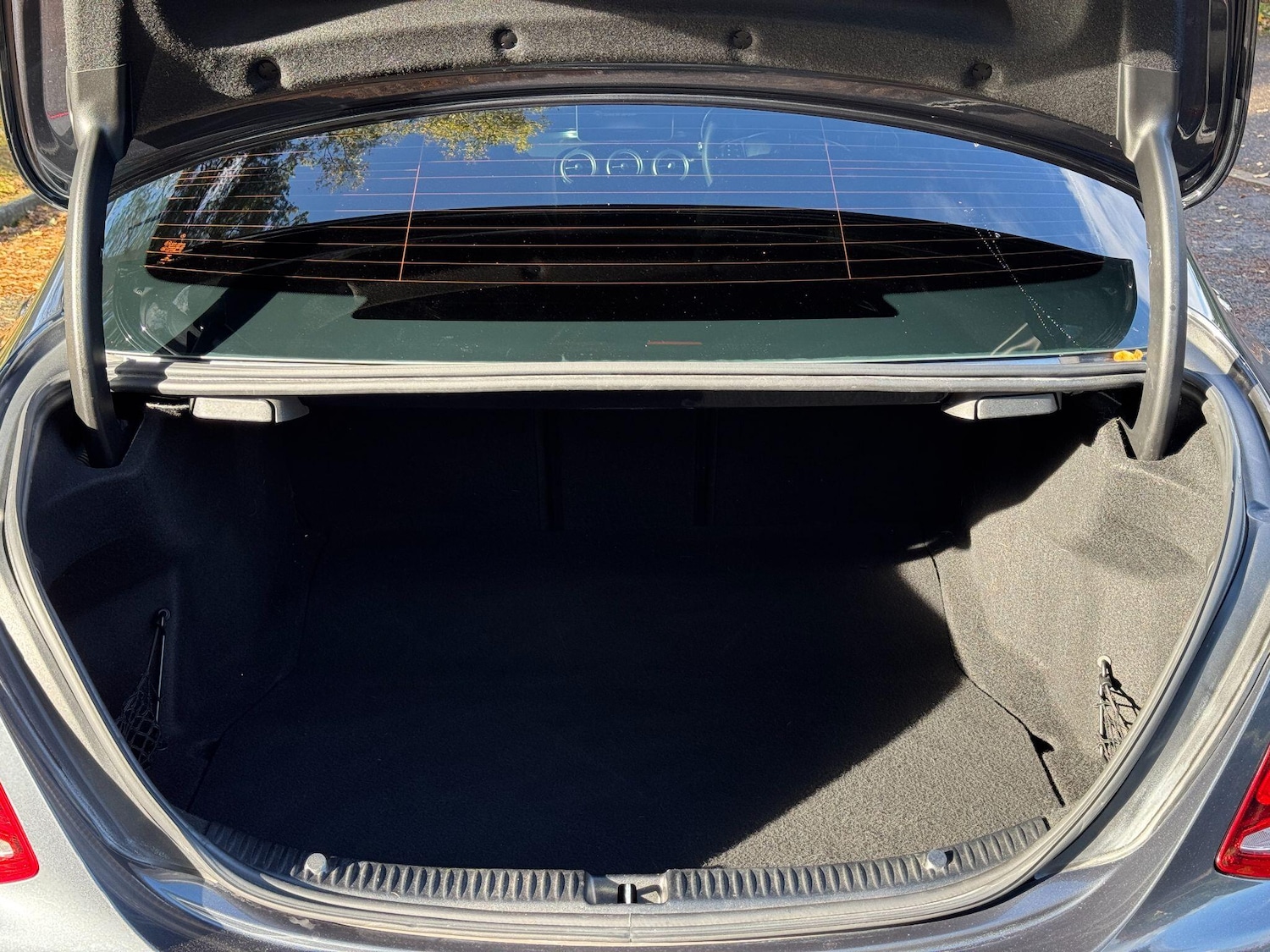 Used Mercedes-Benz C Class 2015 for sale - 76398093: Photo 60