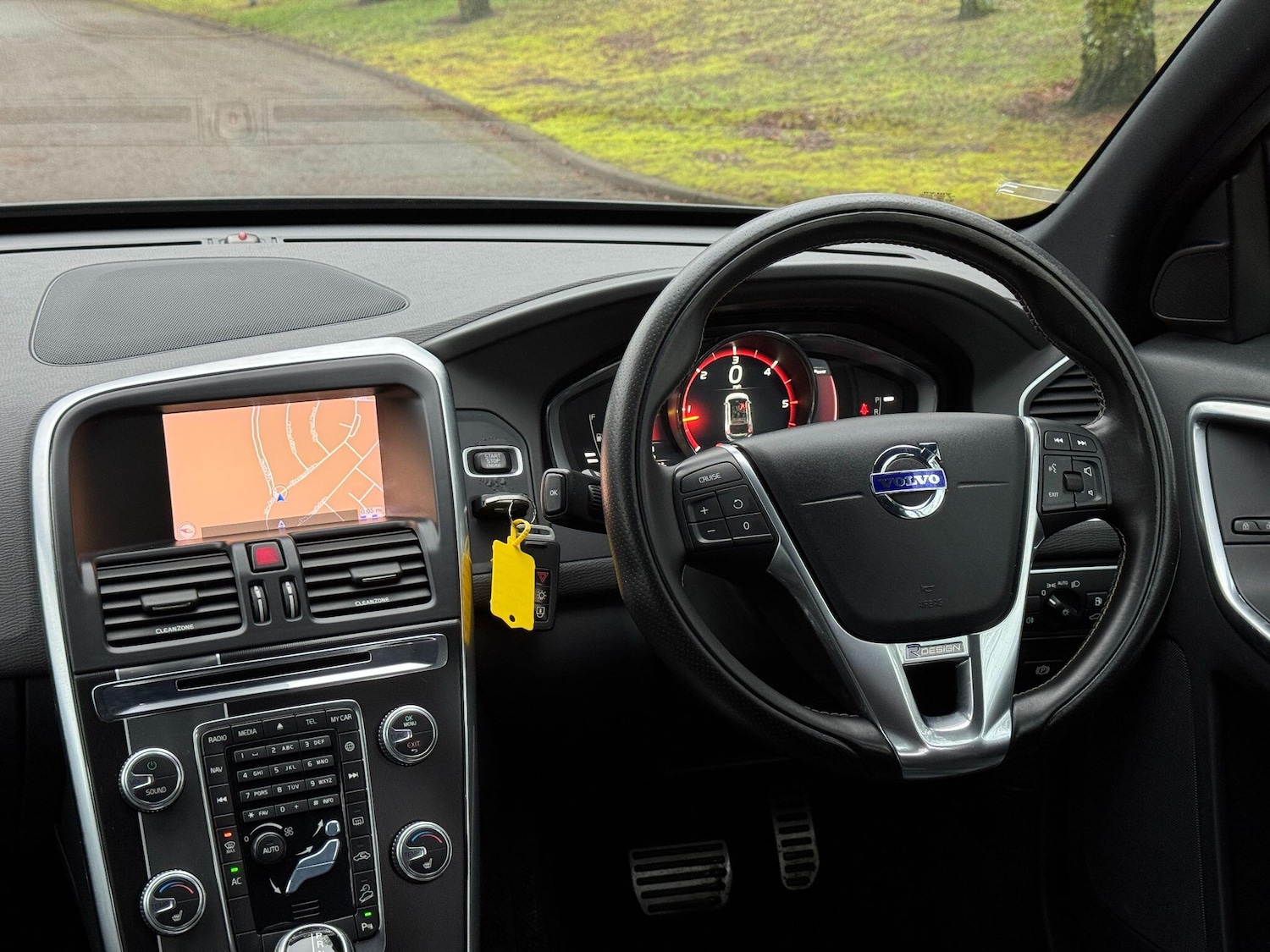 Used Volvo XC60 2017 for sale - 77351567: Photo 12