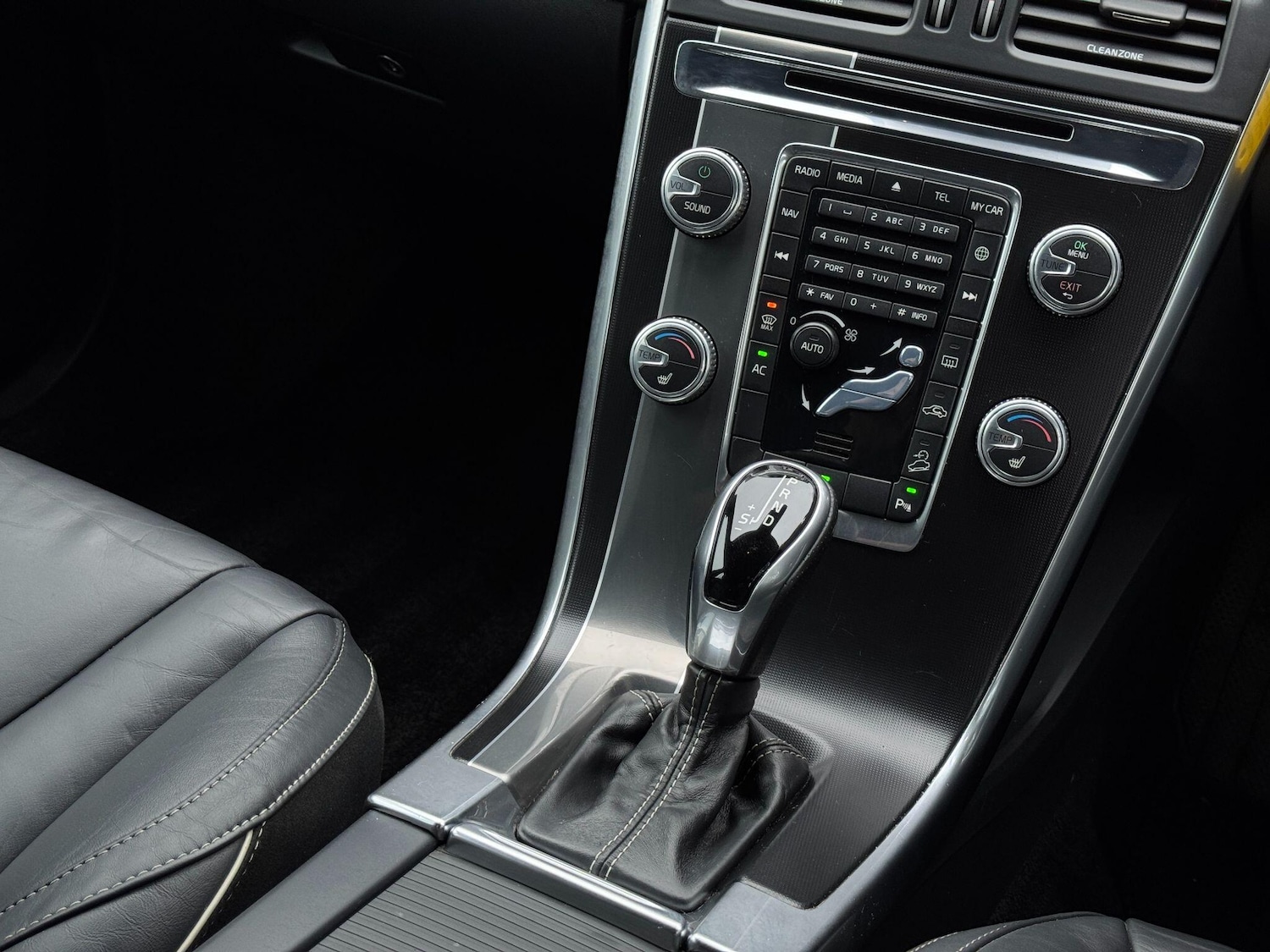 Used Volvo XC60 2017 for sale - 77351567: Photo 29