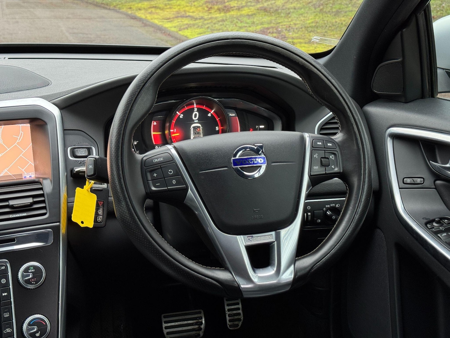 Used Volvo XC60 2017 for sale - 77351567: Photo 43