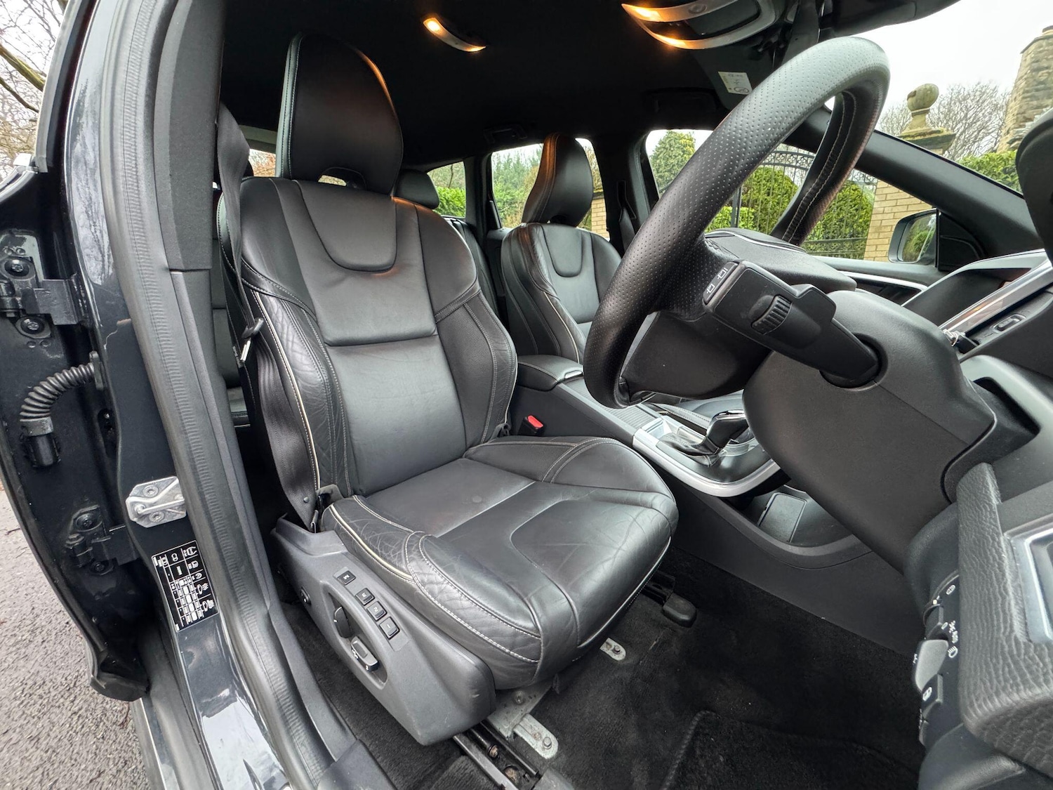 Used Volvo XC60 2017 for sale - 77351567: Photo 55