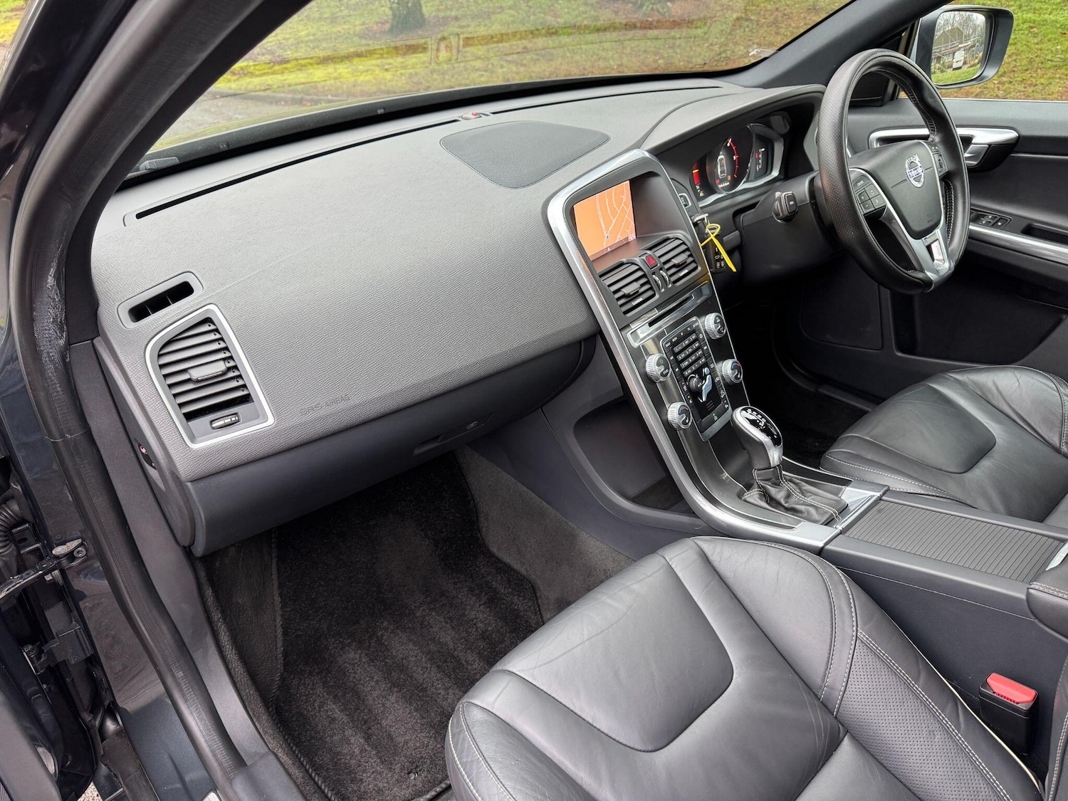 Used Volvo XC60 2017 for sale - 77351567: Photo 59