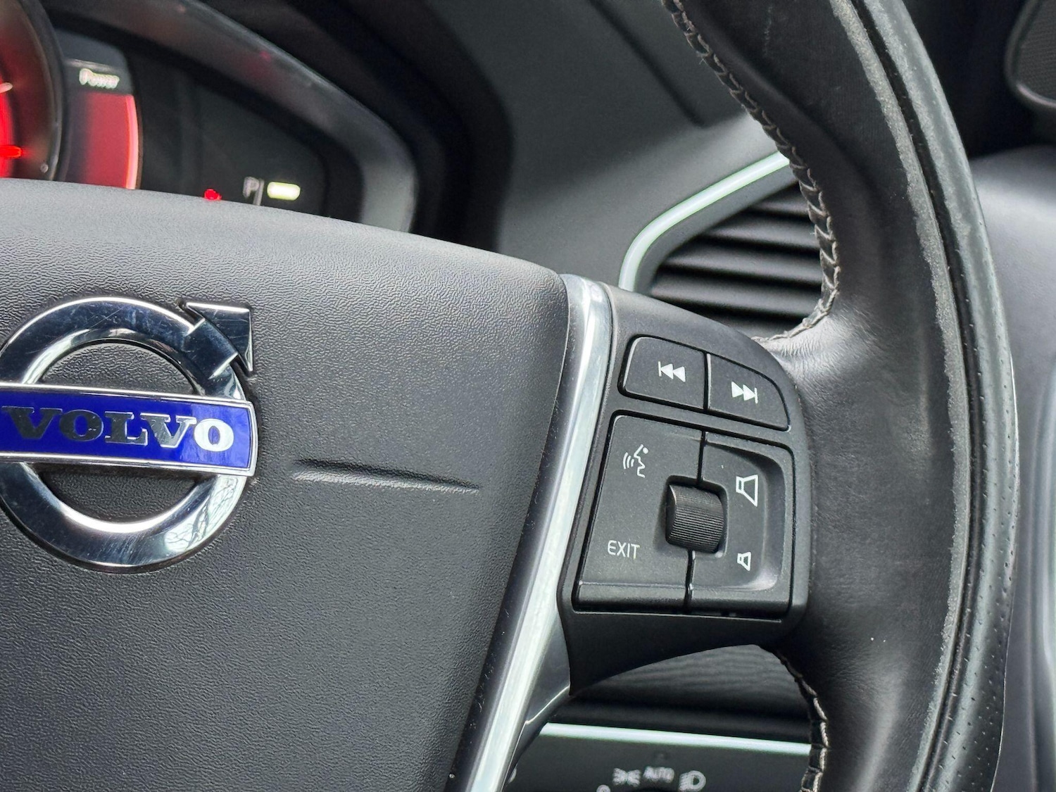 Used Volvo XC60 2017 for sale - 77351567: Photo 63