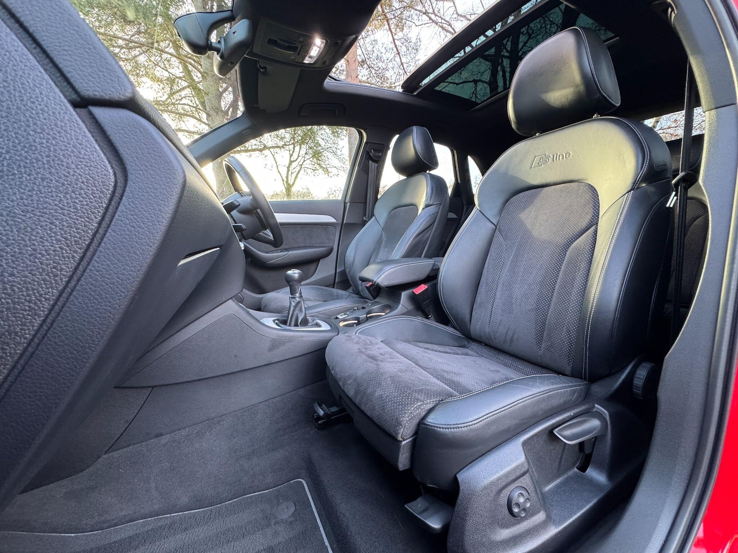 Used Audi Q3 2015 for sale - 76759487: Photo 10