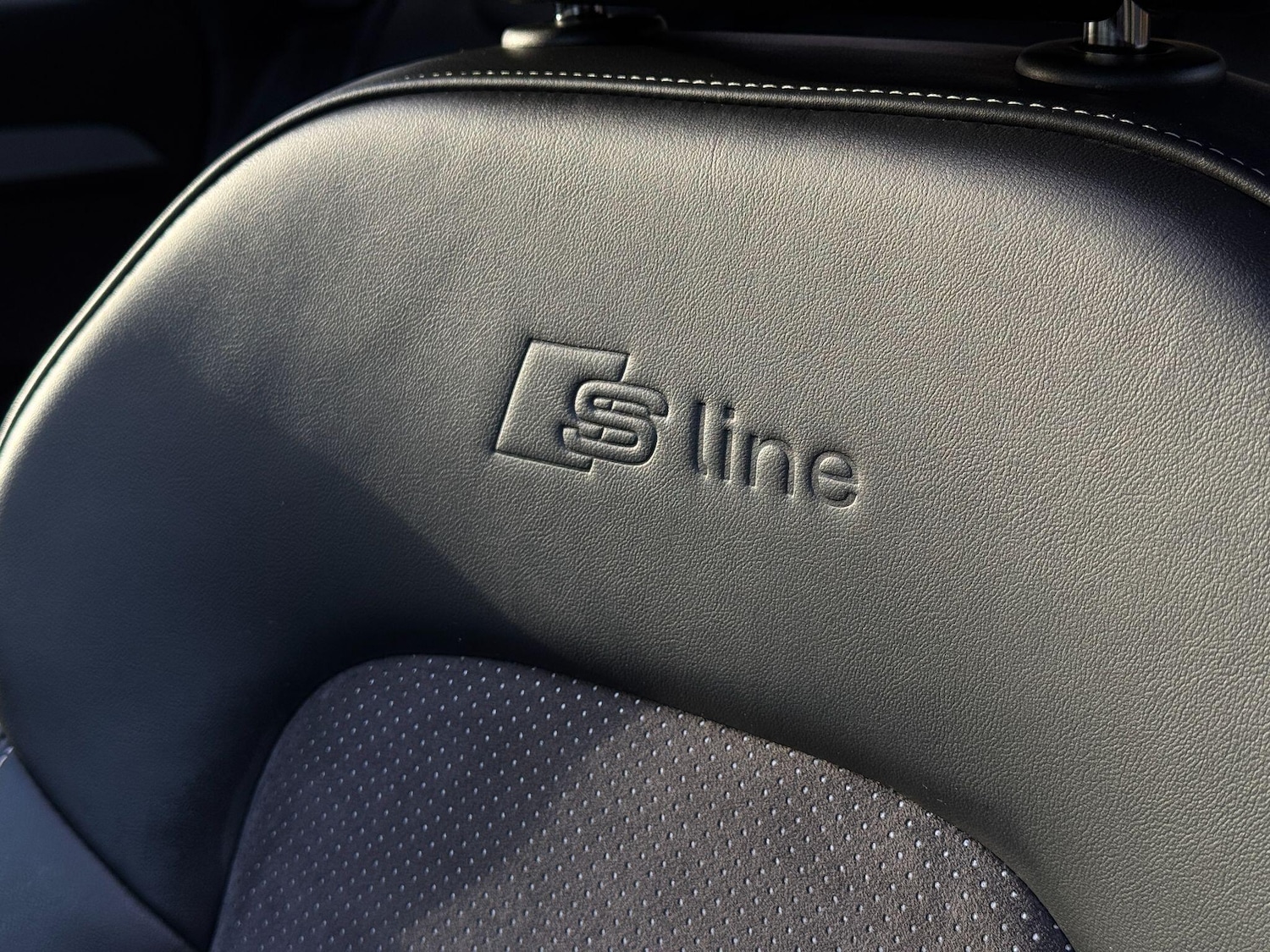 Used Audi Q3 2015 for sale - 76759487: Photo 31