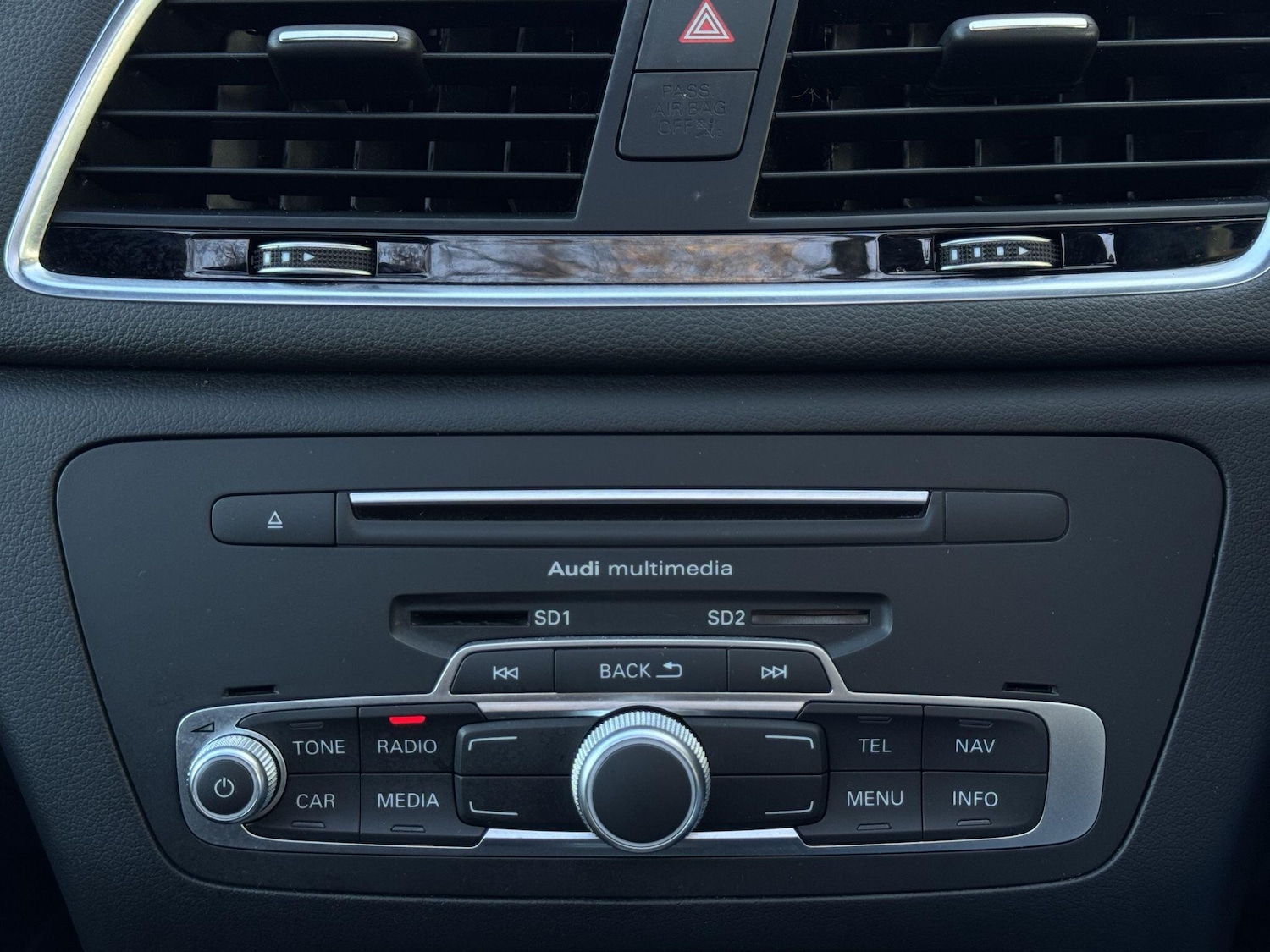 Used Audi Q3 2015 for sale - 76759487: Photo 41